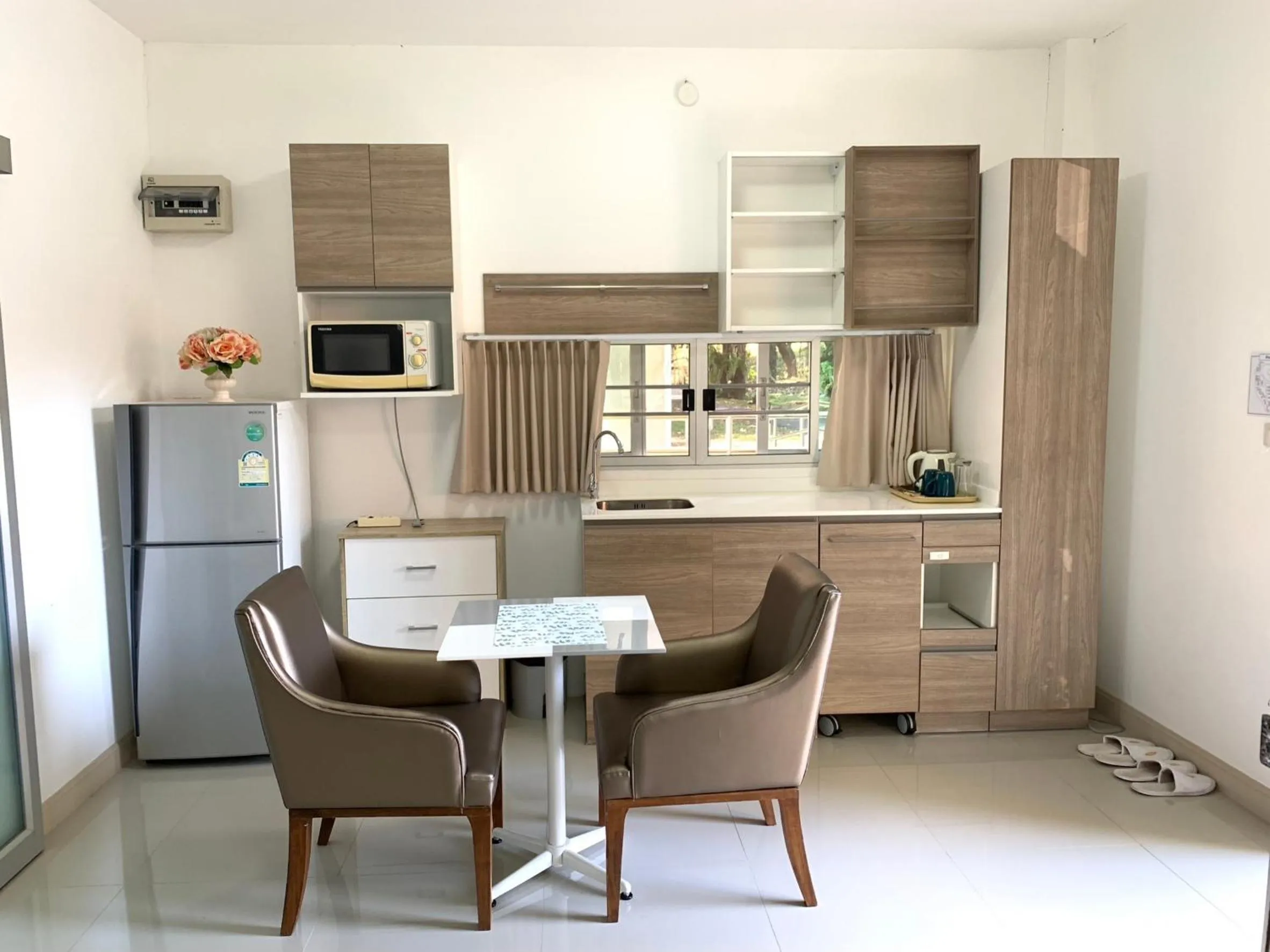 Dining area in Baan Ping Kan Longstay