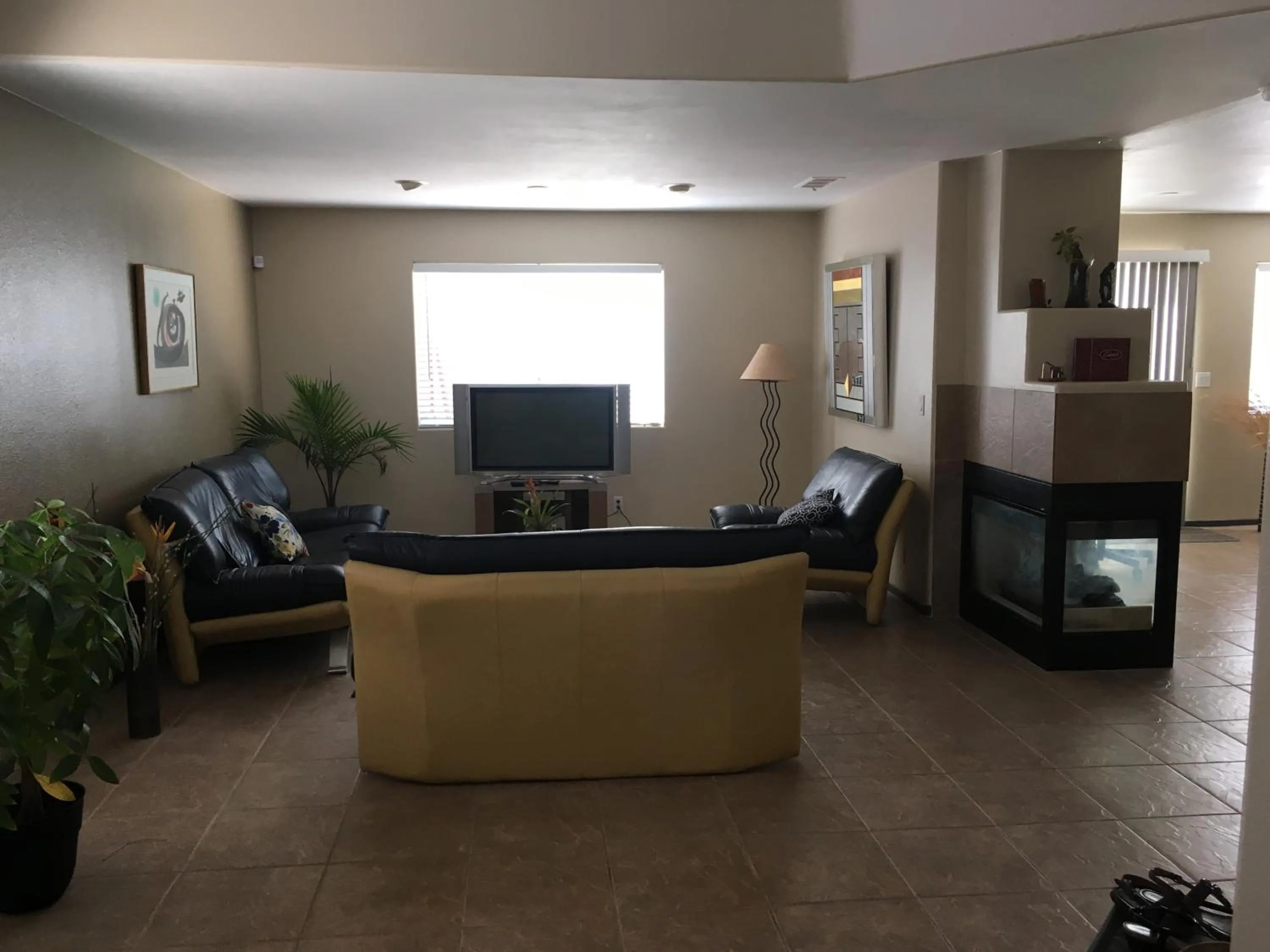 Kitchen or kitchenette in Welcome House Las Vegas