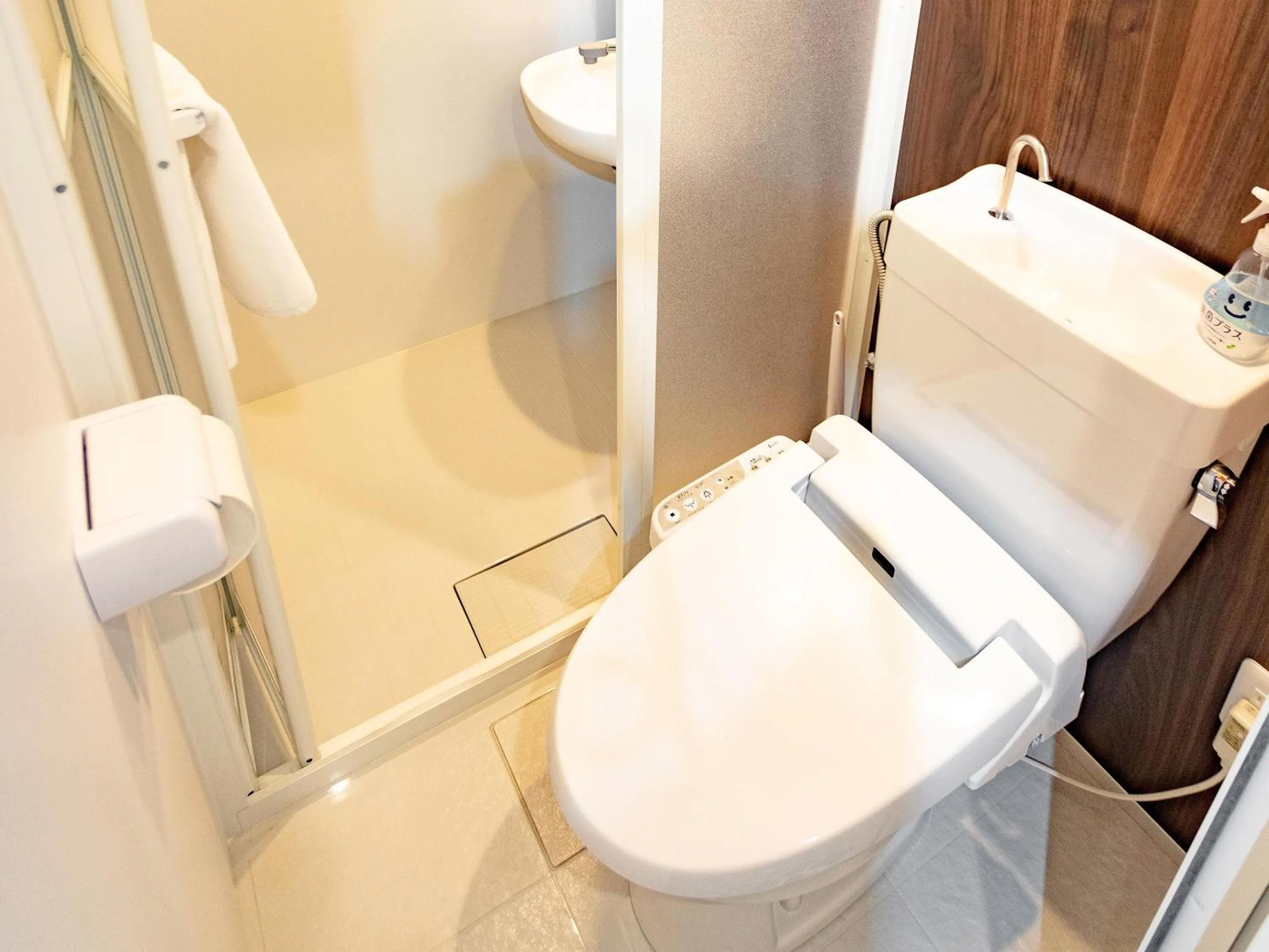 Toilet in CHALET BURLAP FURANUI