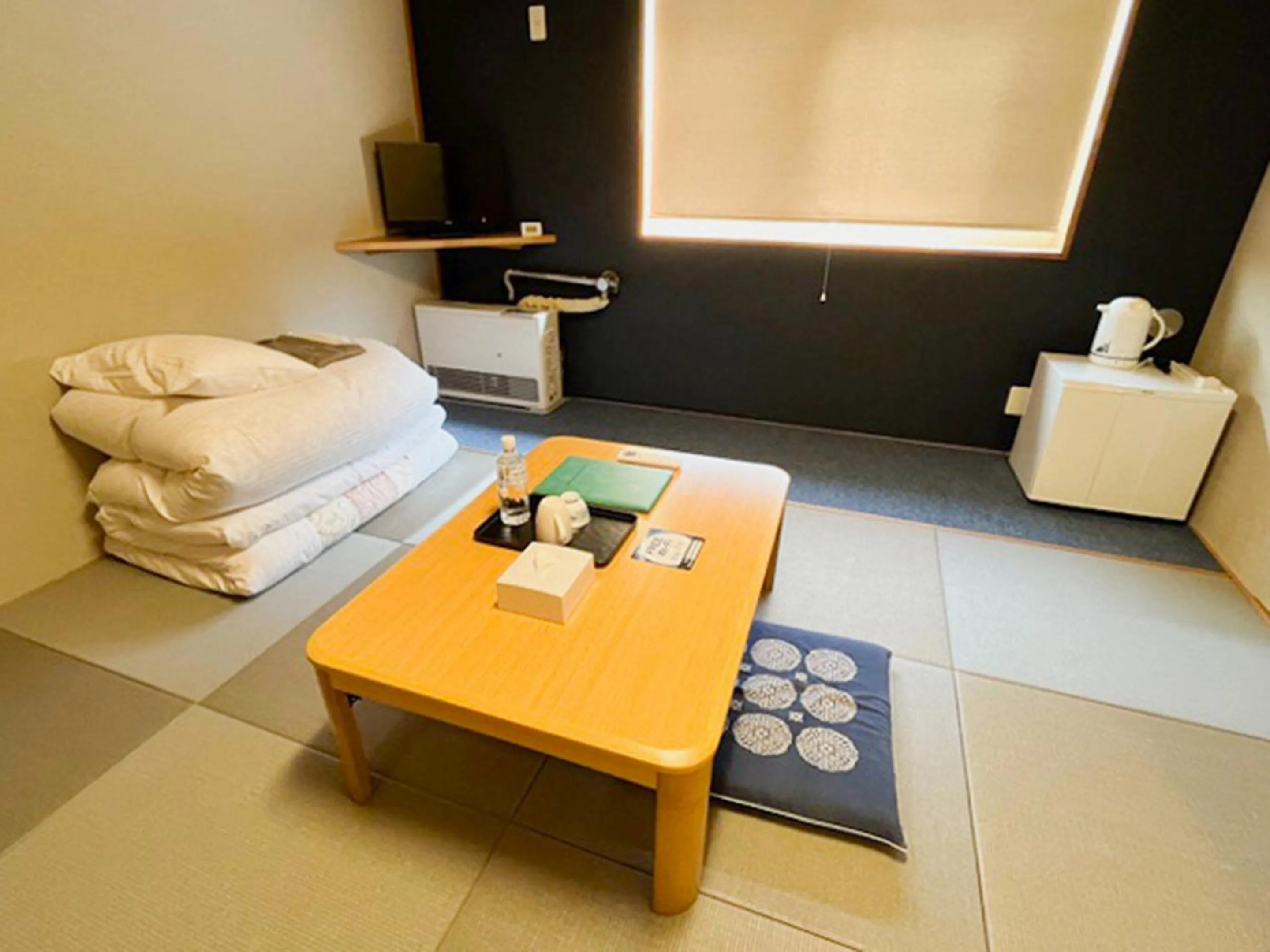 Photo of the whole room in CHALET BURLAP FURANUI