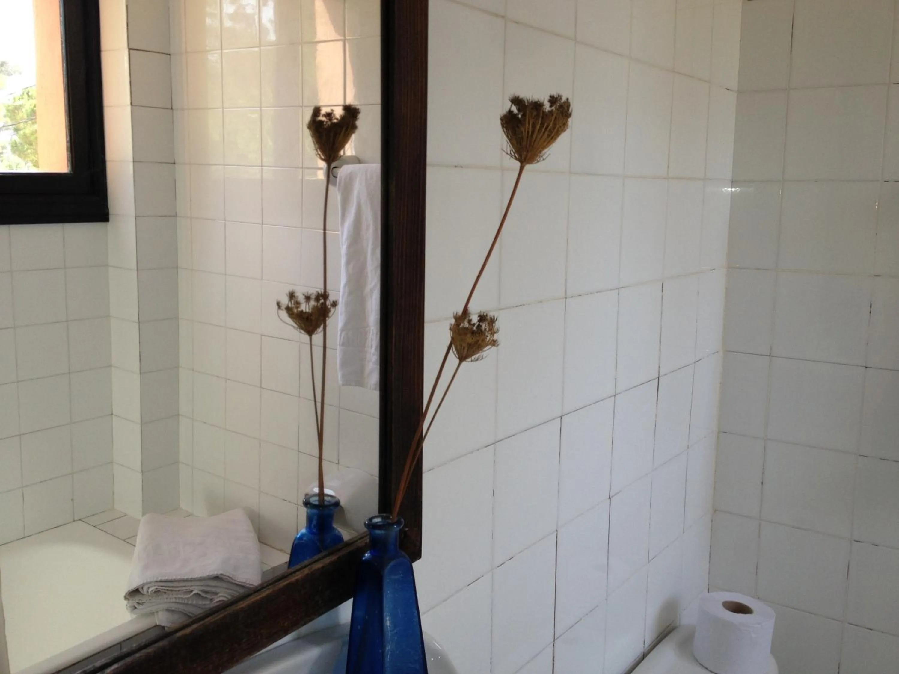 Bathroom in Zhimbad B&B by the sea