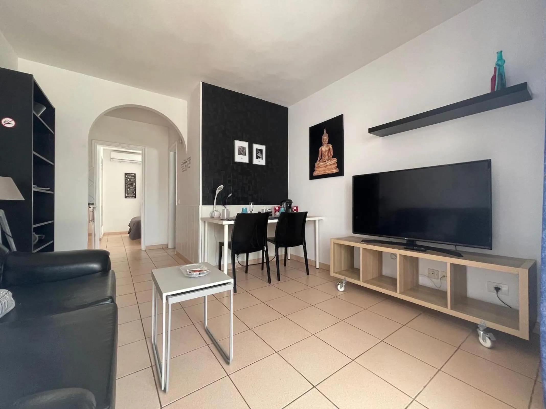 TV and multimedia in Rainbow Golf Bungalows, Gay Men-only Resort