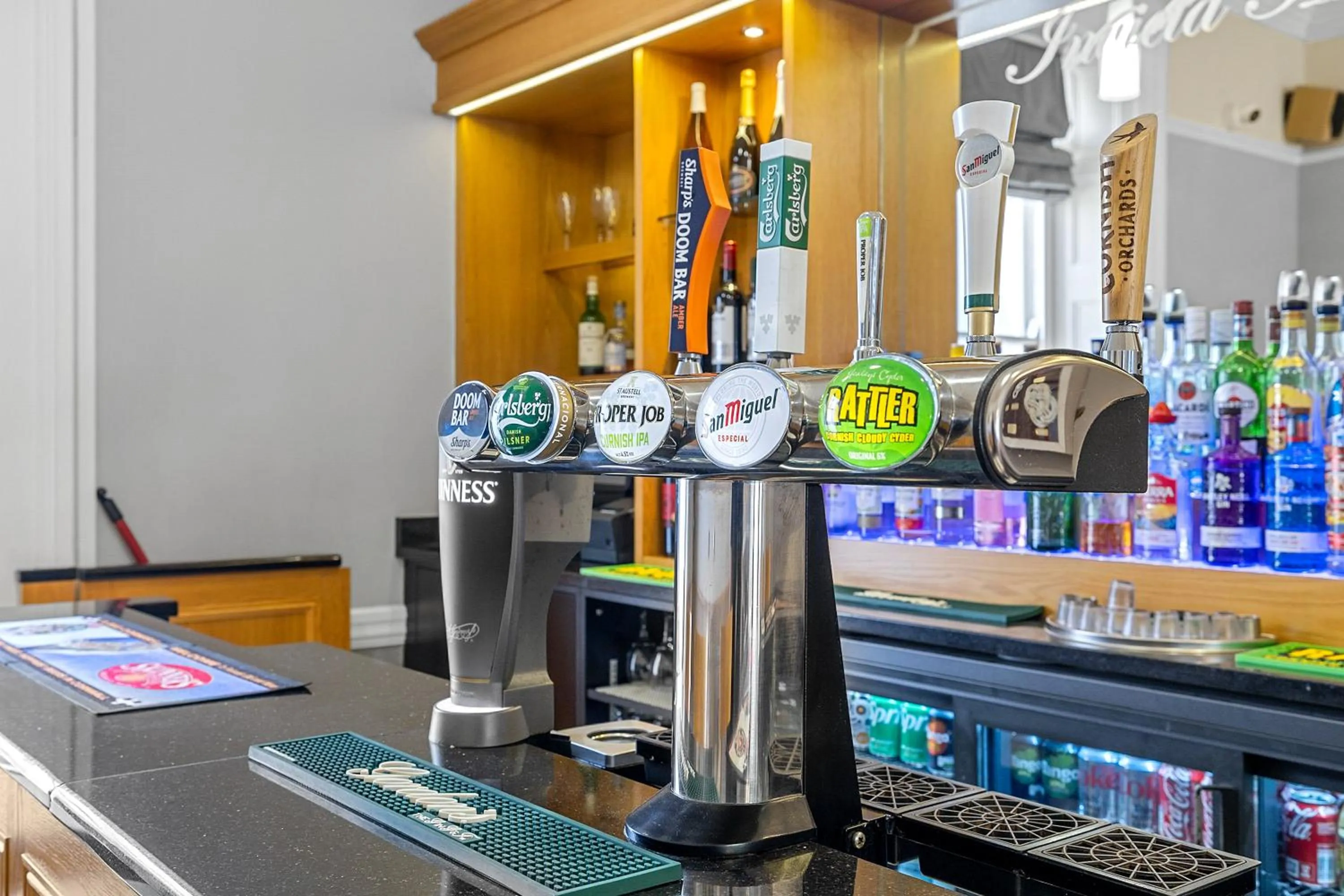 Lounge or bar in Invicta Hotel Plymouth