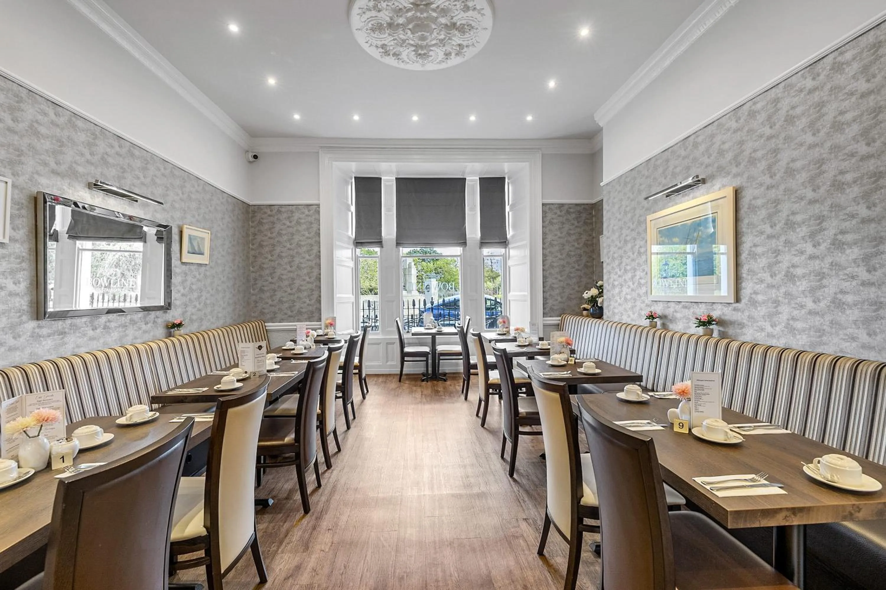 Restaurant/places to eat in Invicta Hotel Plymouth