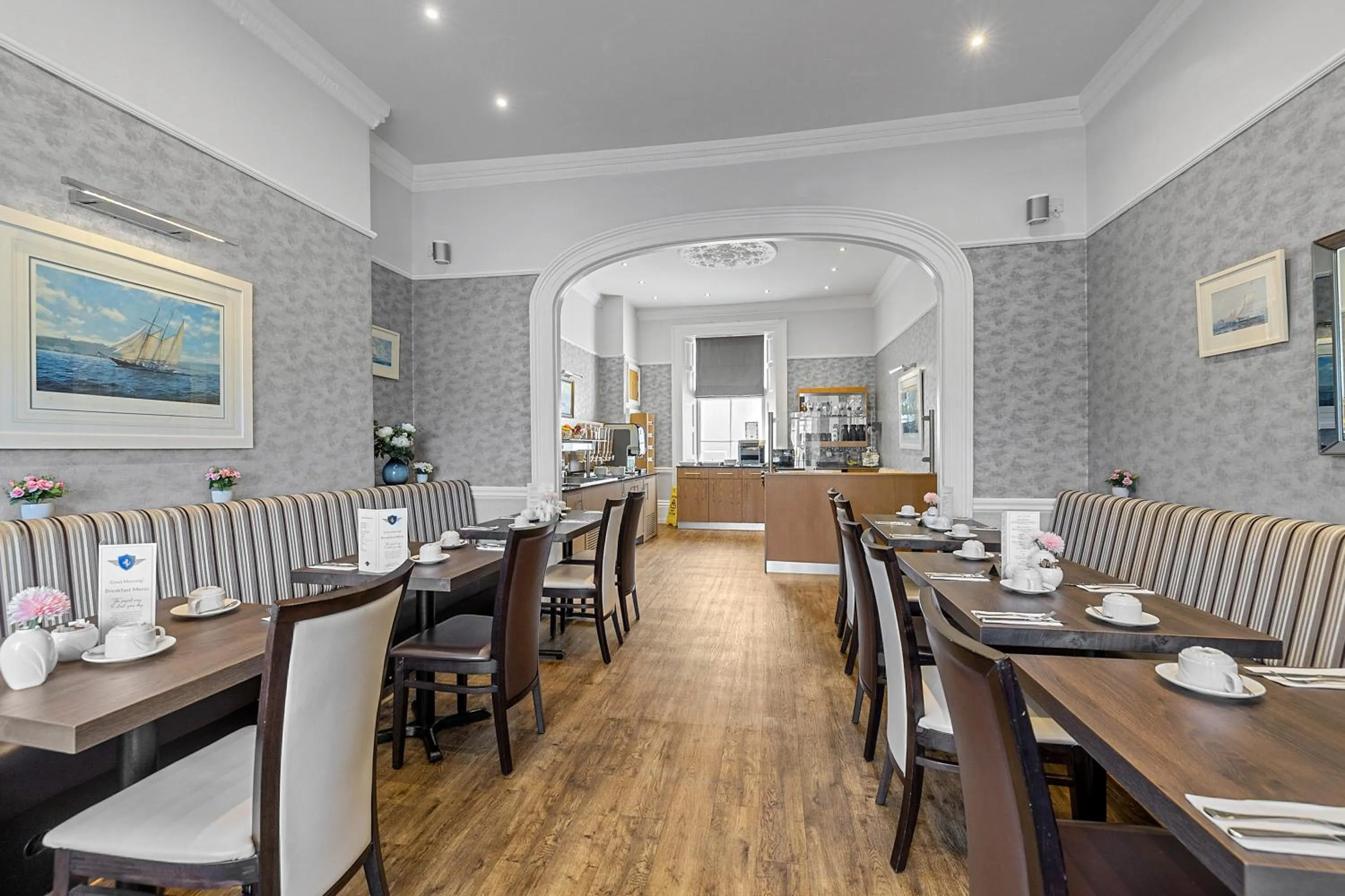 Restaurant/places to eat in Invicta Hotel Plymouth