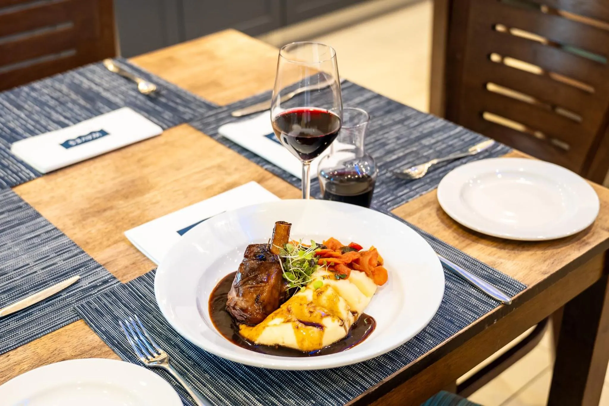 Restaurant/places to eat in Blaauwberg Beach Hotel