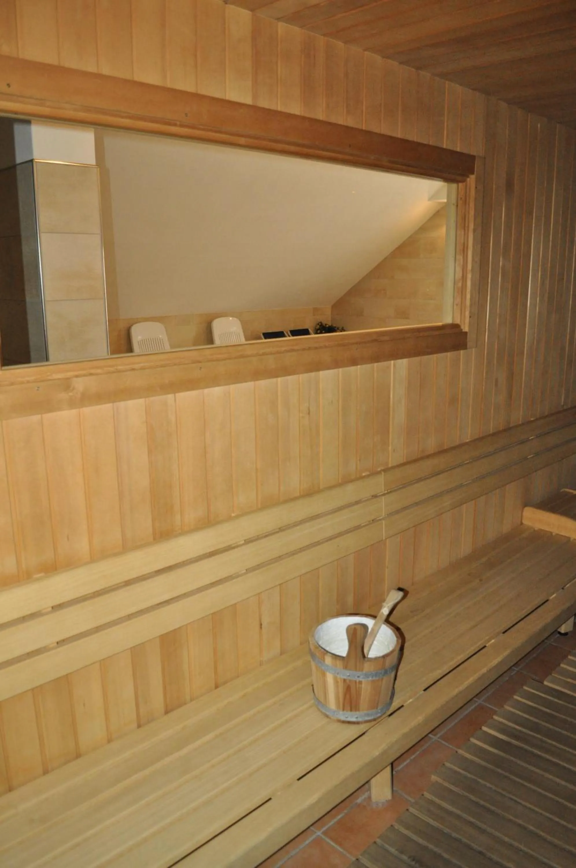 Winter in Residence Rododendro