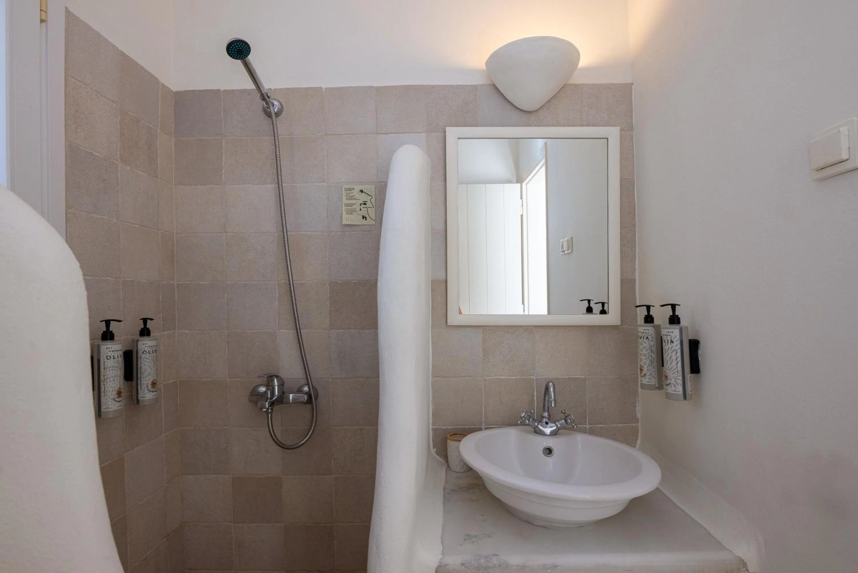 Toilet in Anthea Hotel