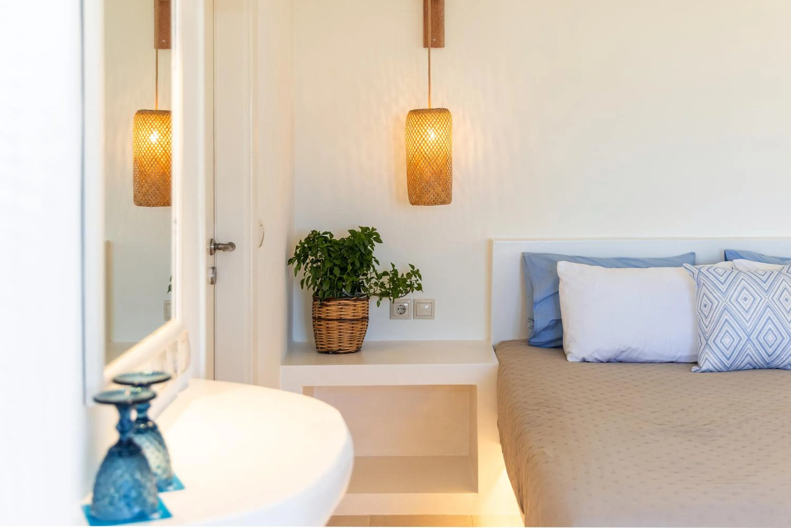 Photo of the whole room, Bed in Anthea Hotel