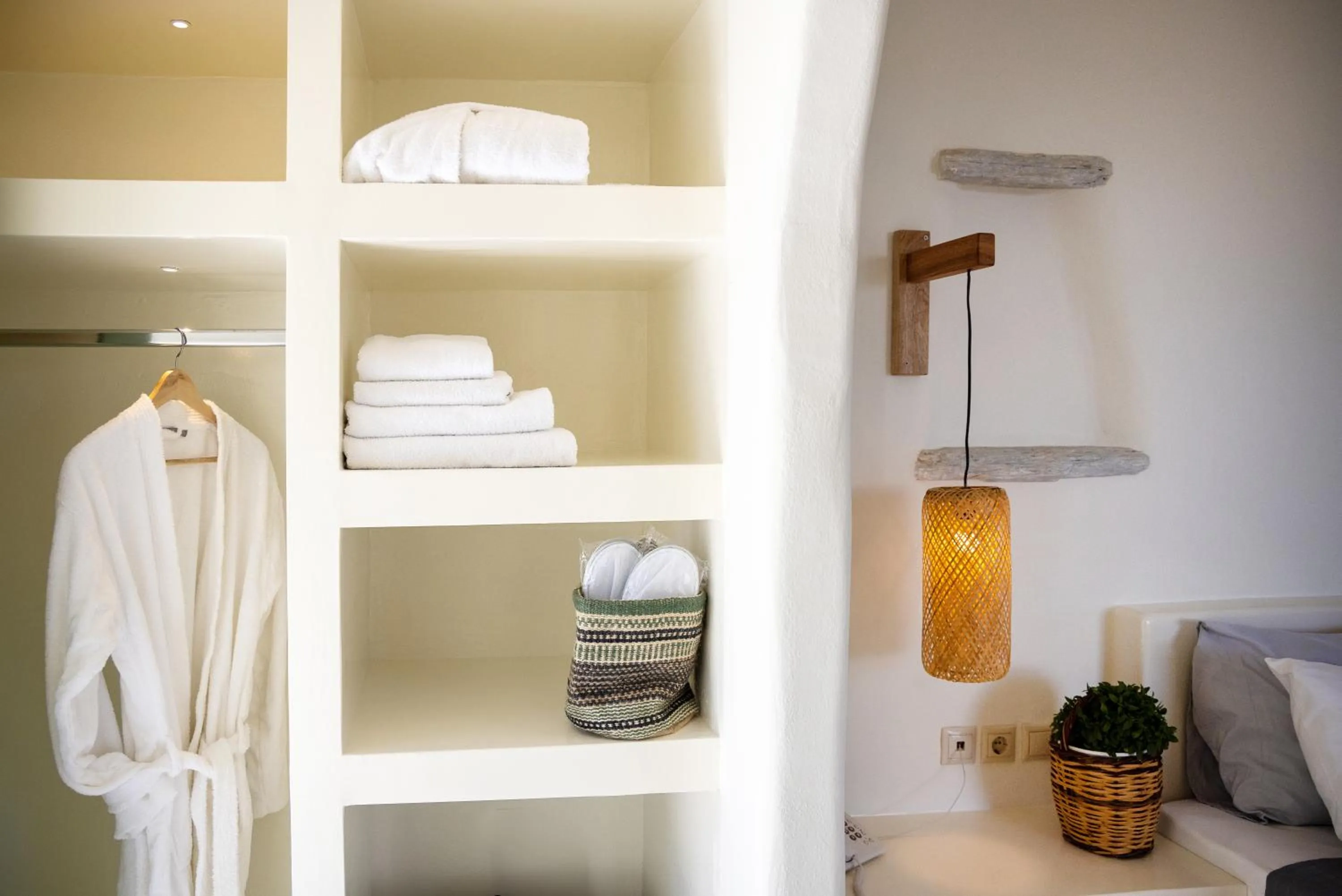 wardrobe in Anthea Hotel