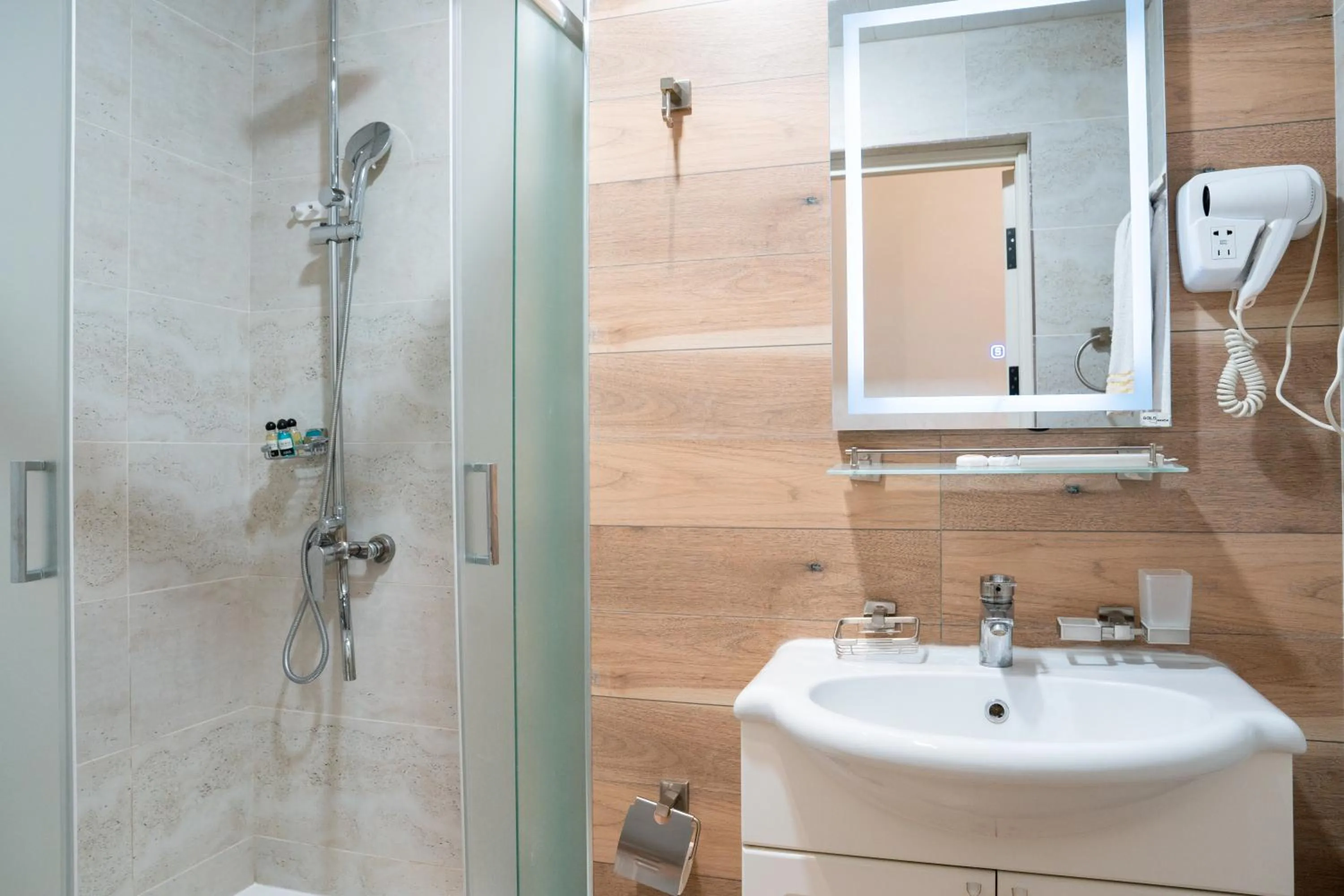 Meros Boutique Hotel