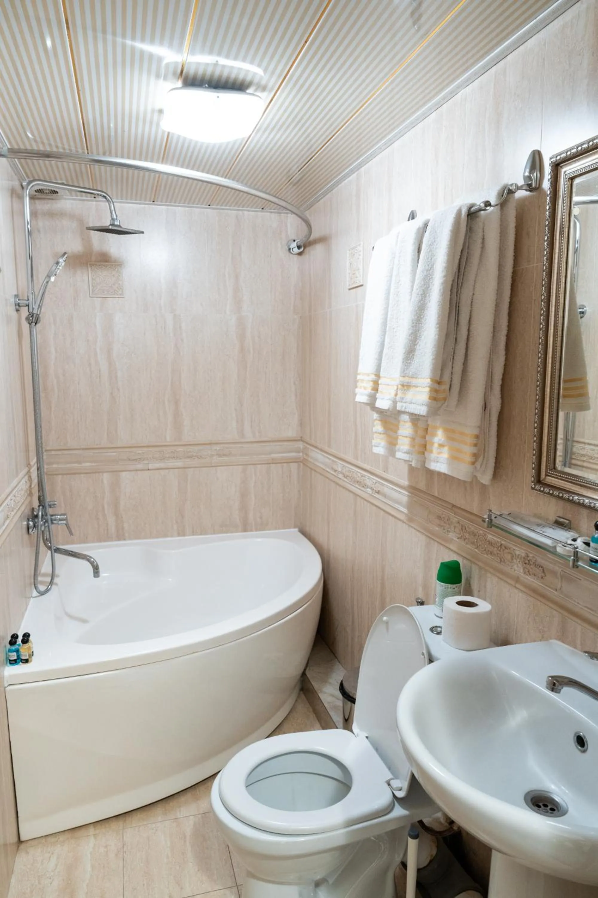 Meros Boutique Hotel