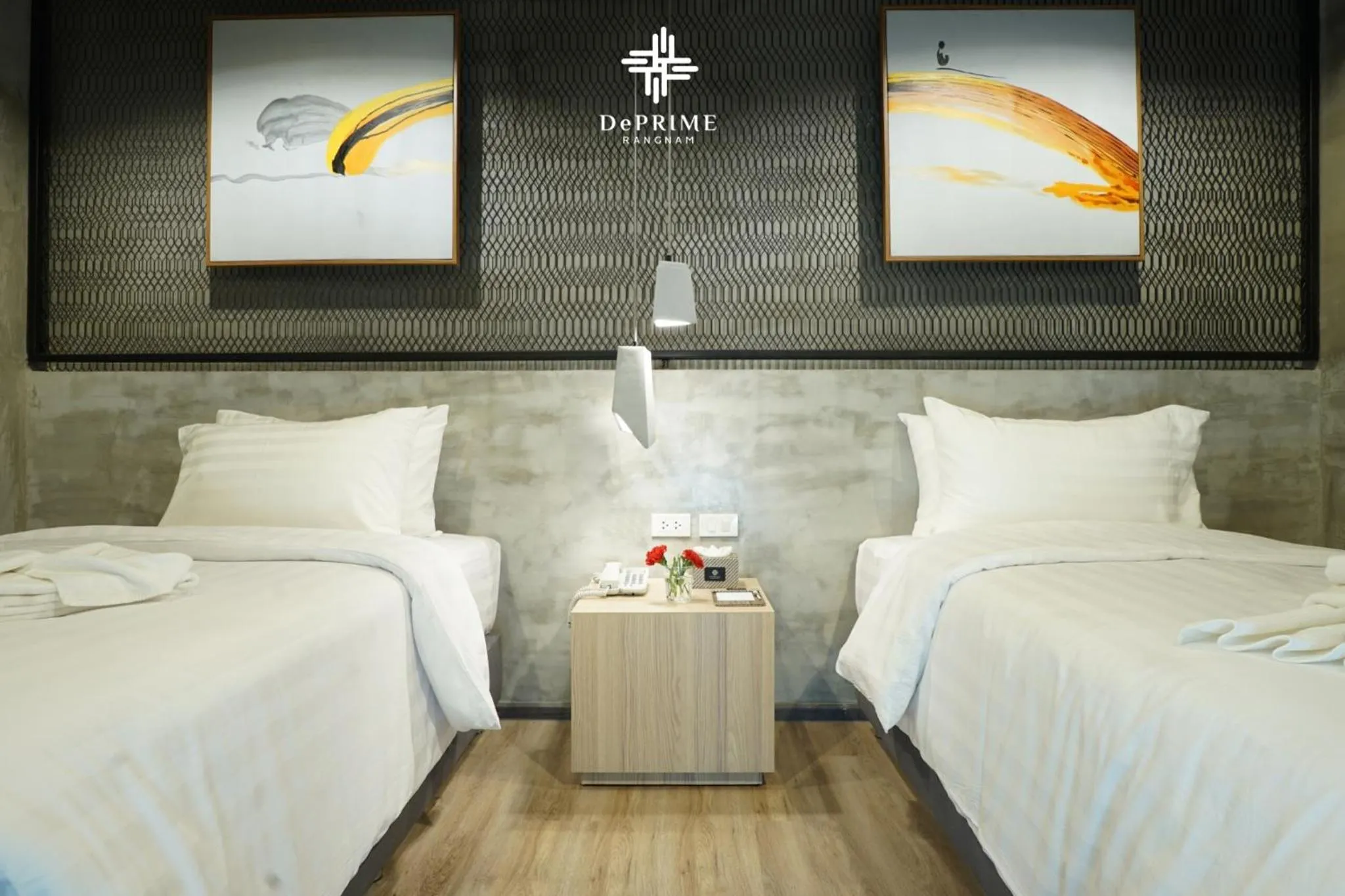 Bed in De Prime Rangnam Hotel