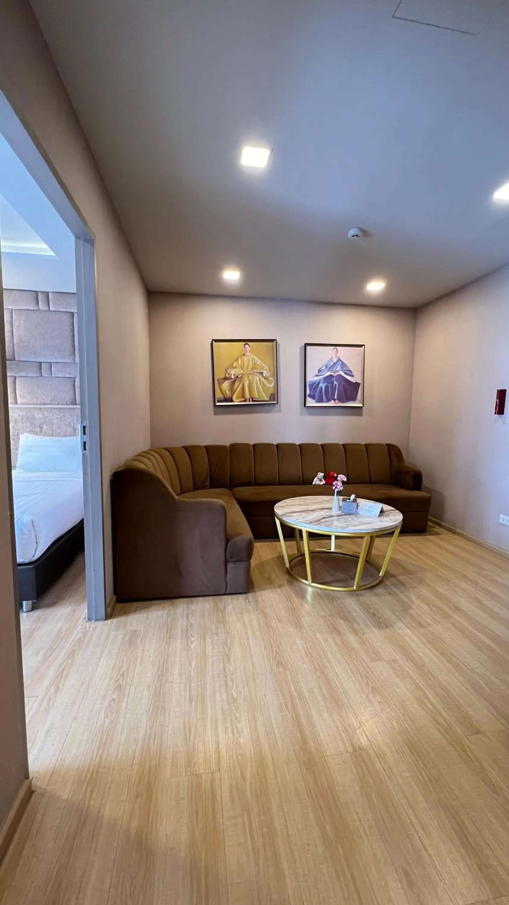 Living room in De Prime Rangnam Hotel