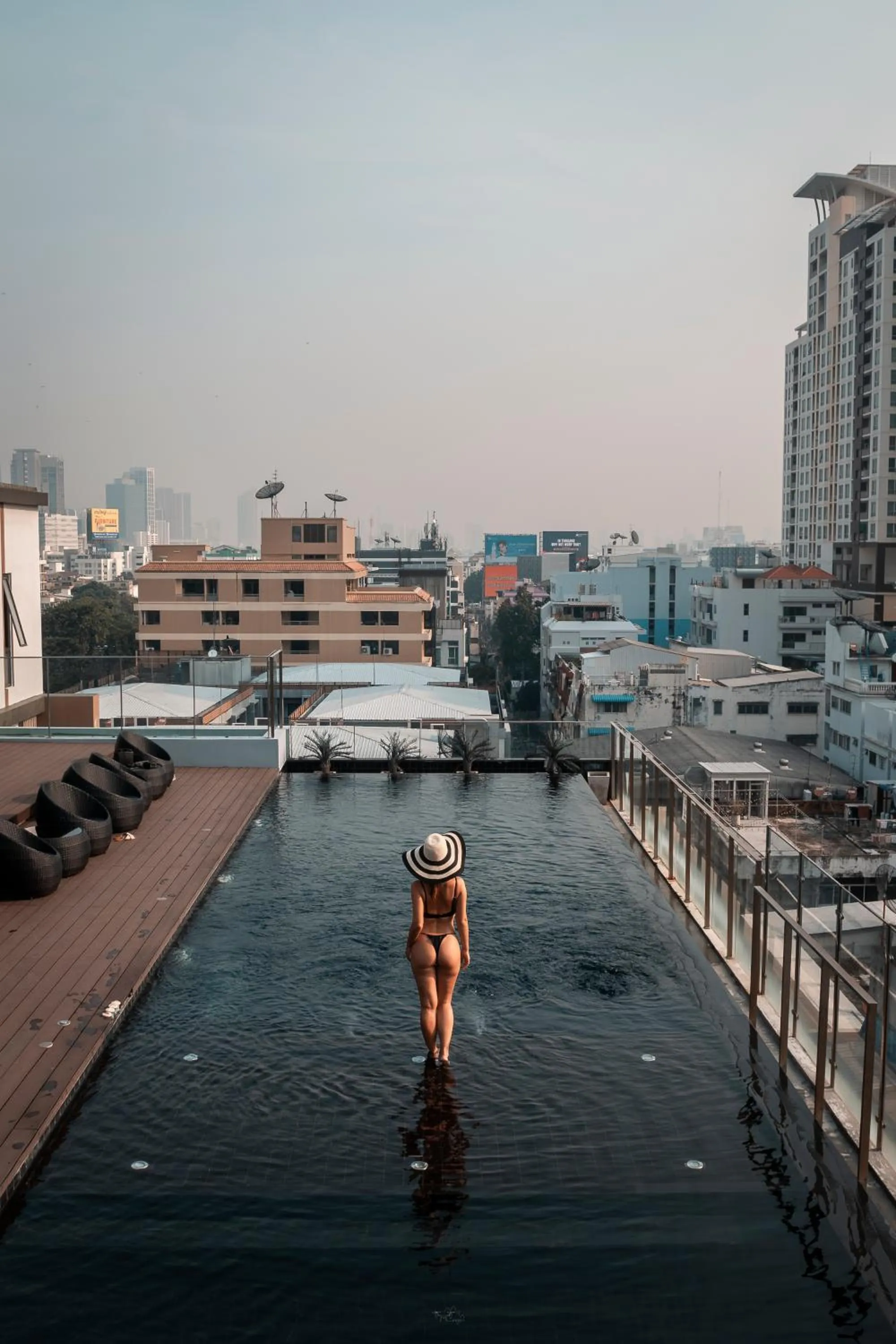 City view in De Prime Rangnam Hotel