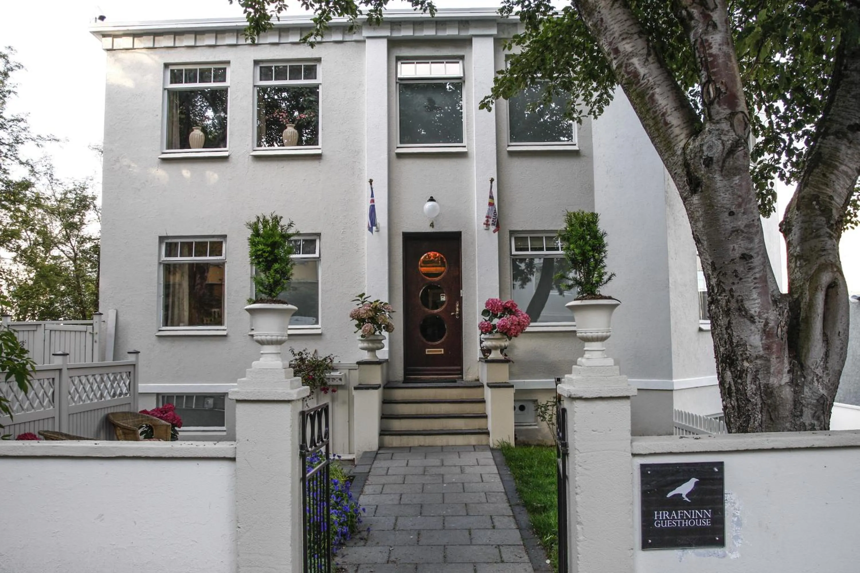 Property building in BG4 Guesthouse