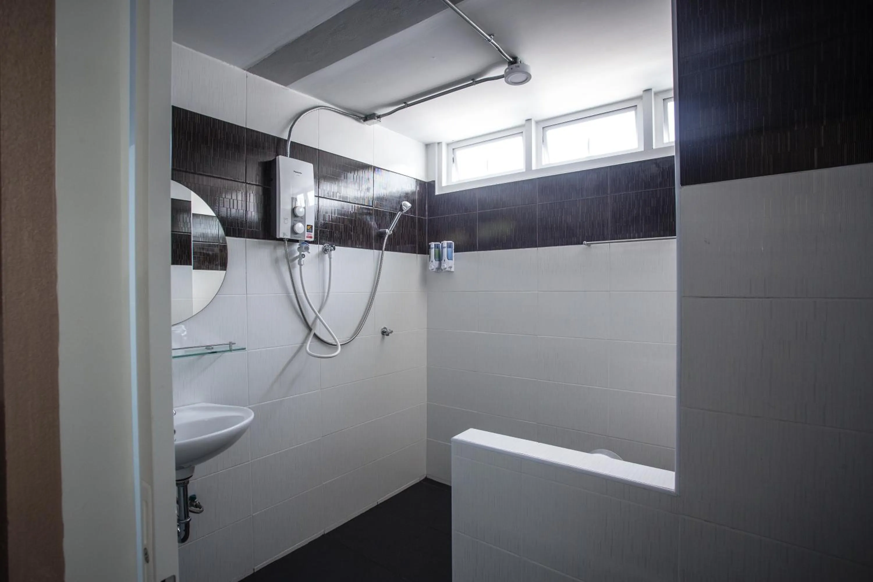 Bathroom in Baan Chang Hotel & Coffee House