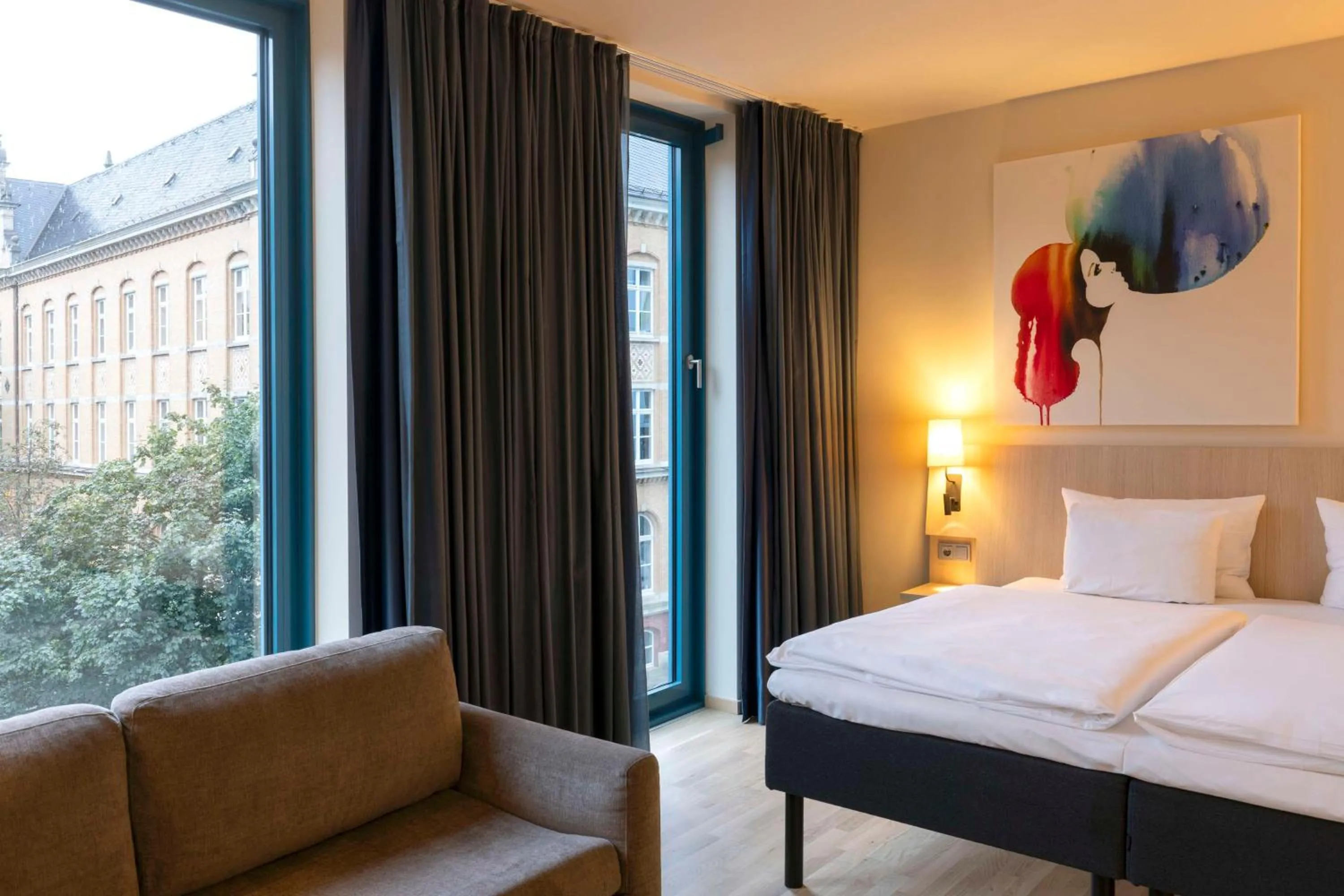 Bedroom, Bed in Scandic Hamburg Emporio