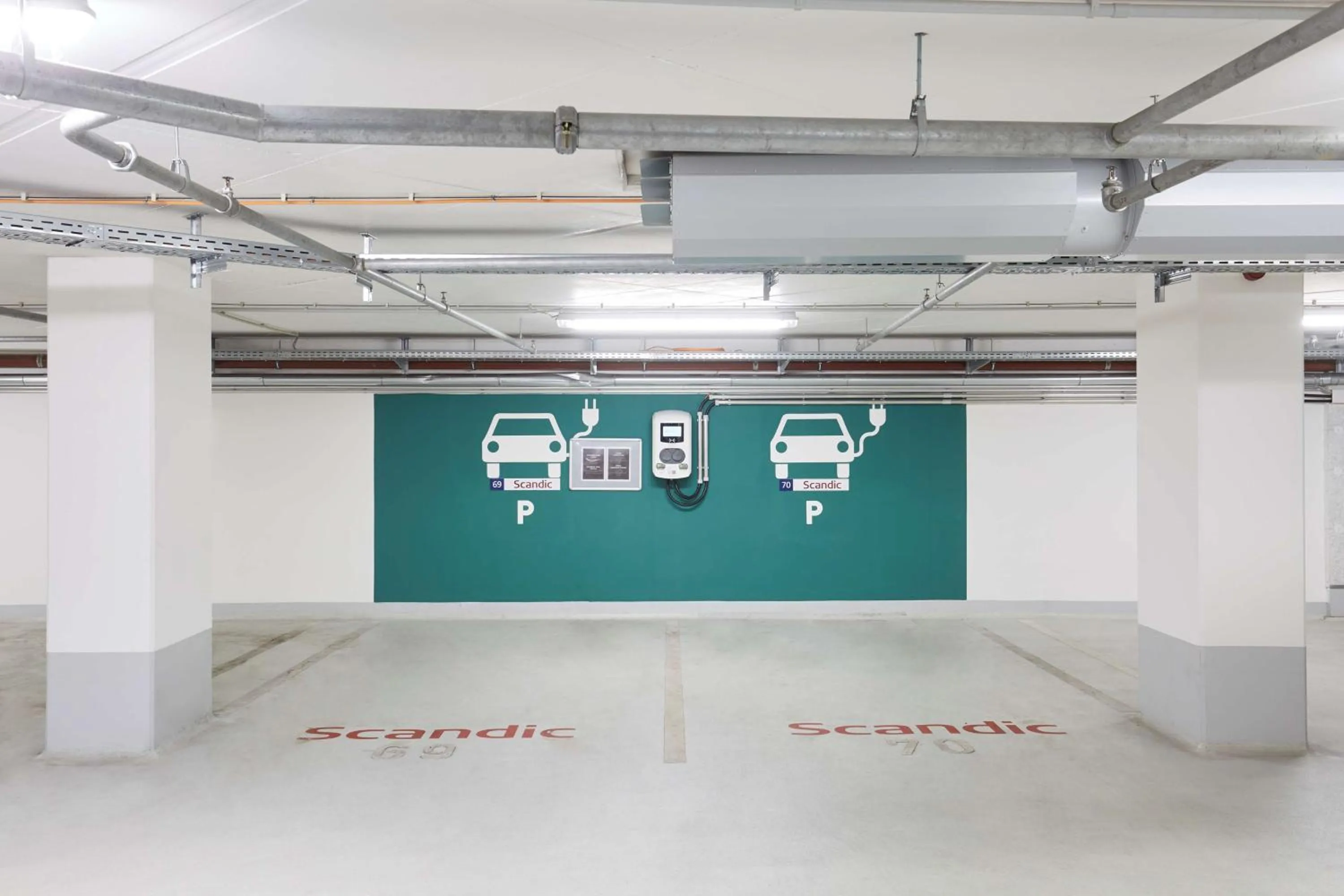 Property building in Scandic Hamburg Emporio