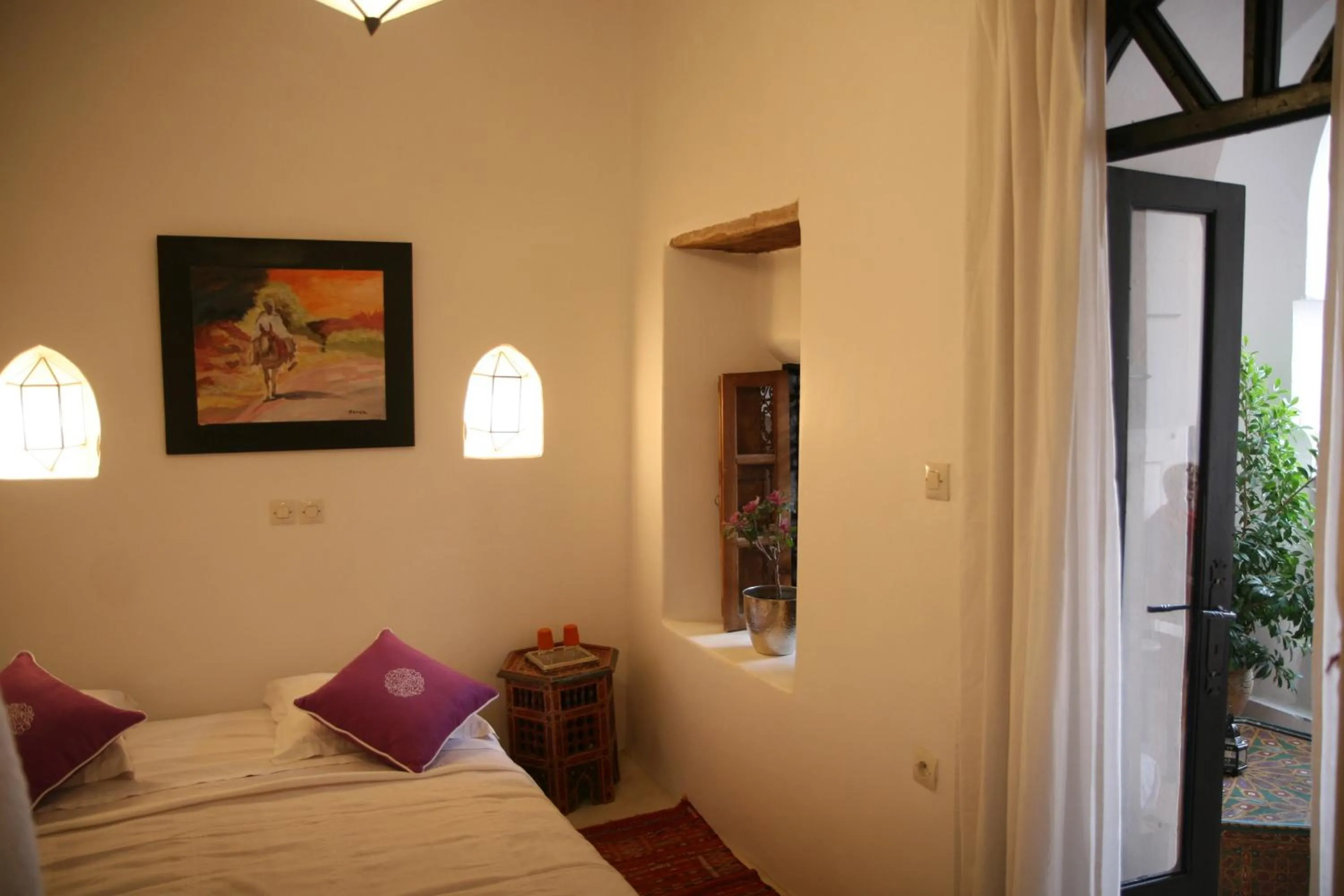 Bed in Riad Spa Dar Nimbus