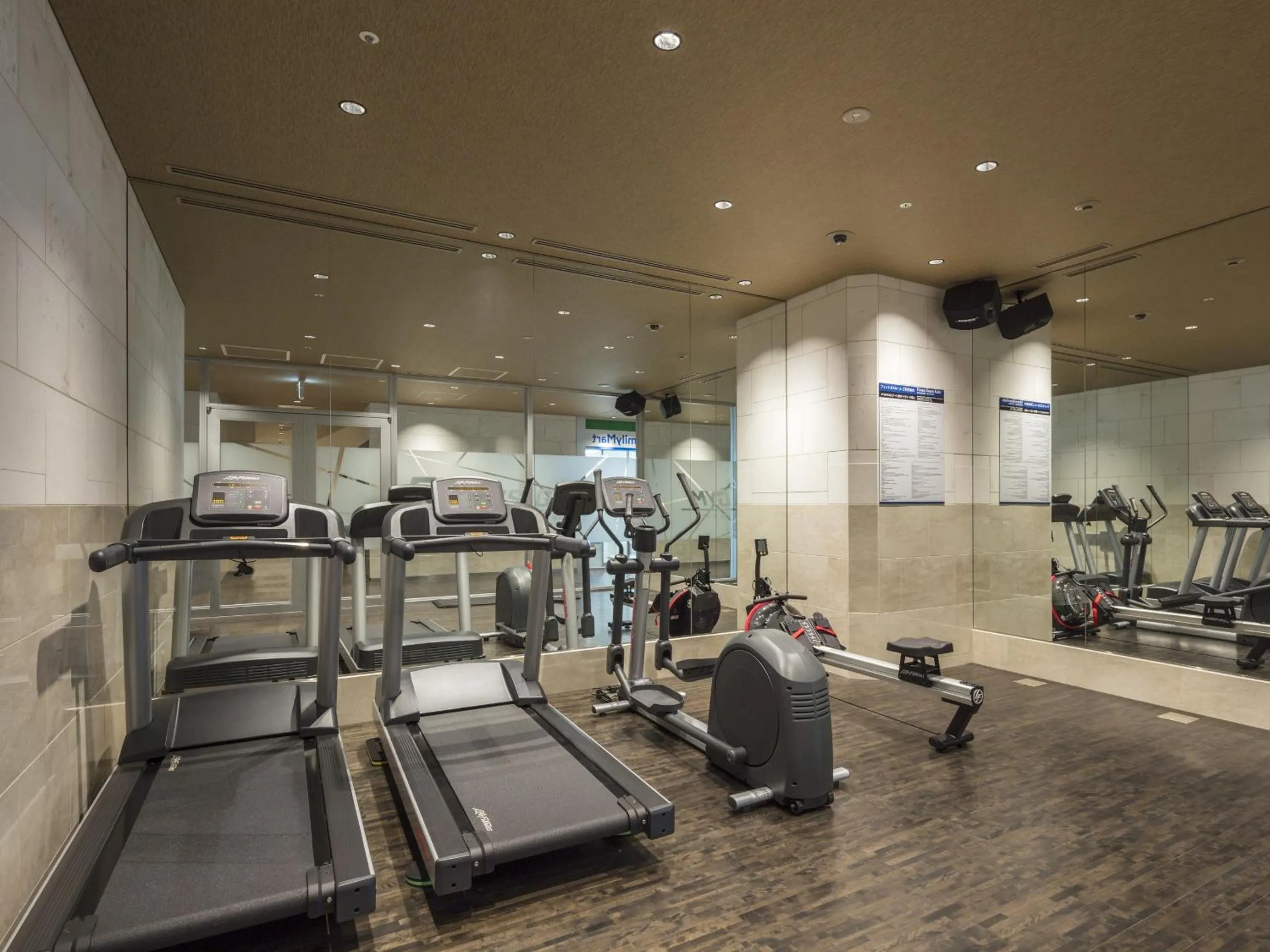 Fitness centre/facilities in APA Hotel & Resort Yokohama Bay Tower