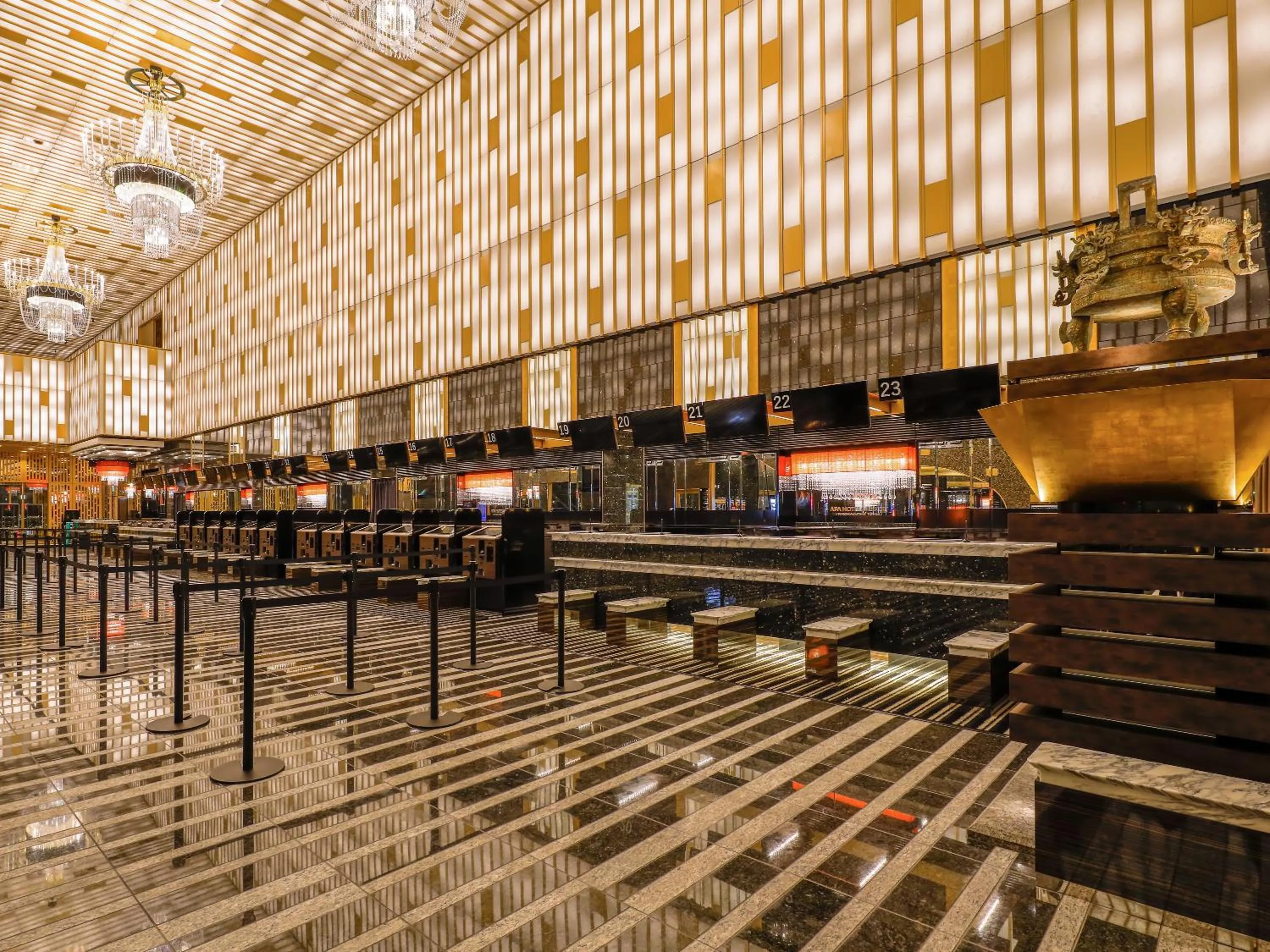Lobby or reception in APA Hotel & Resort Yokohama Bay Tower
