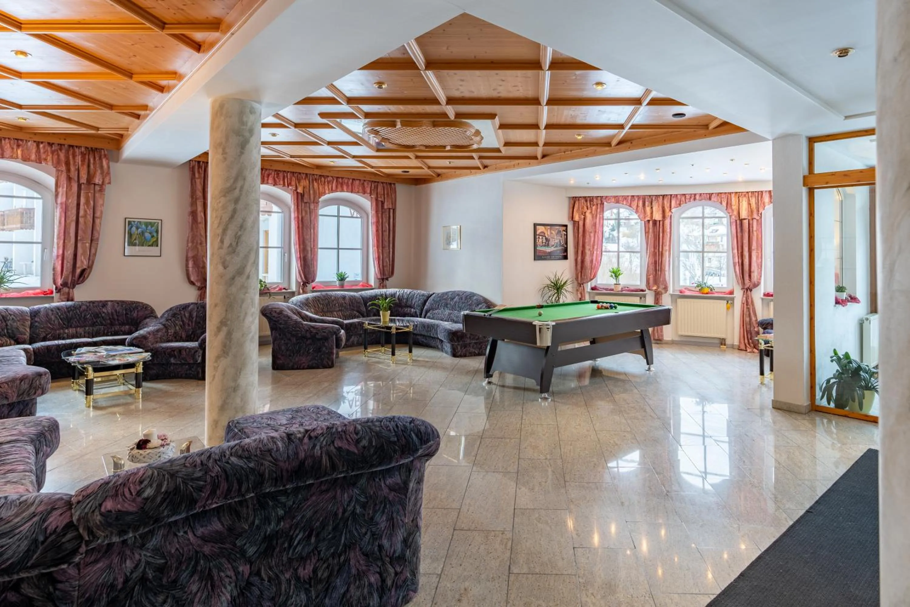Seating area in Hotel Eisensteiner Hof