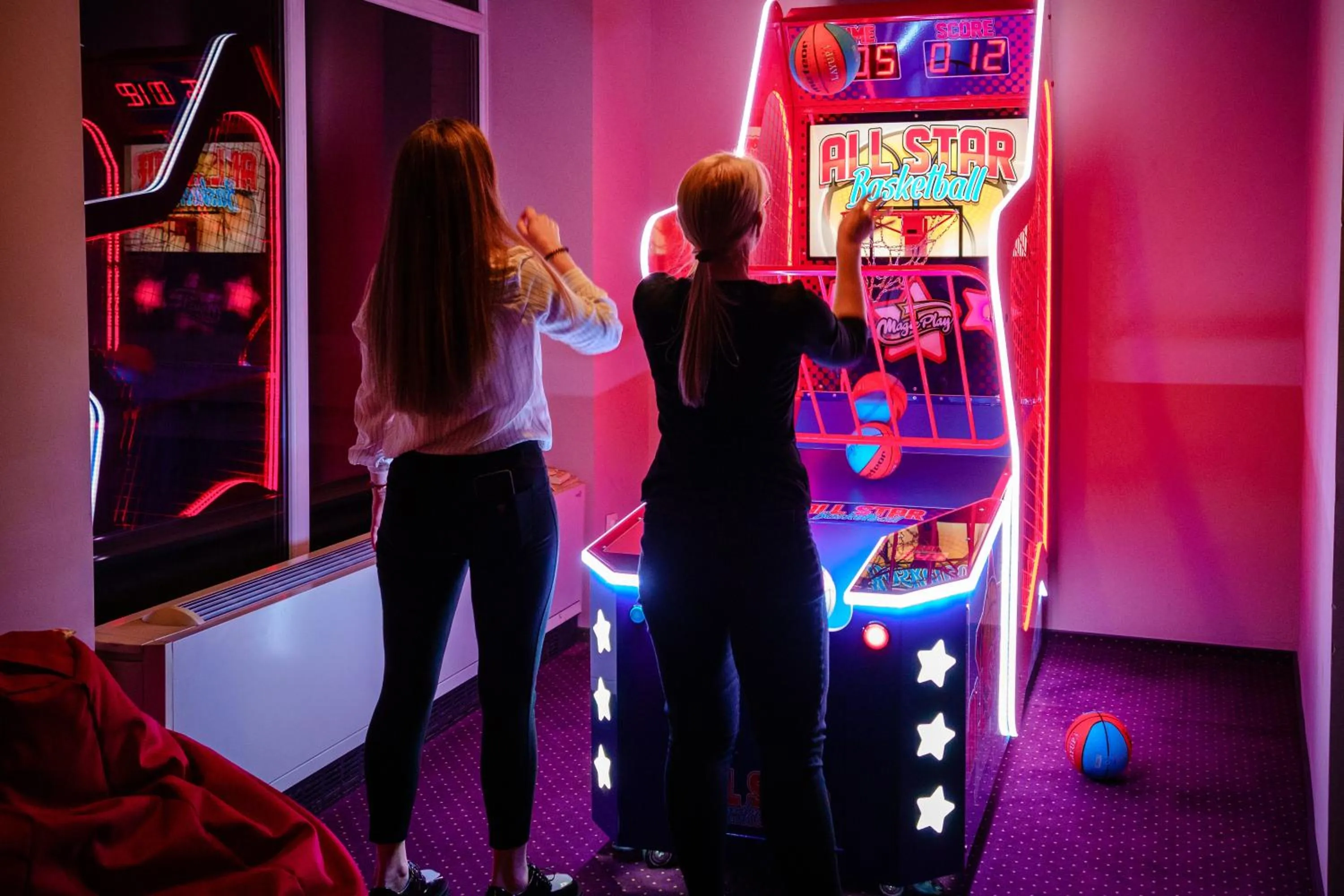 Activities in Bacolux Afrodita, Herculane