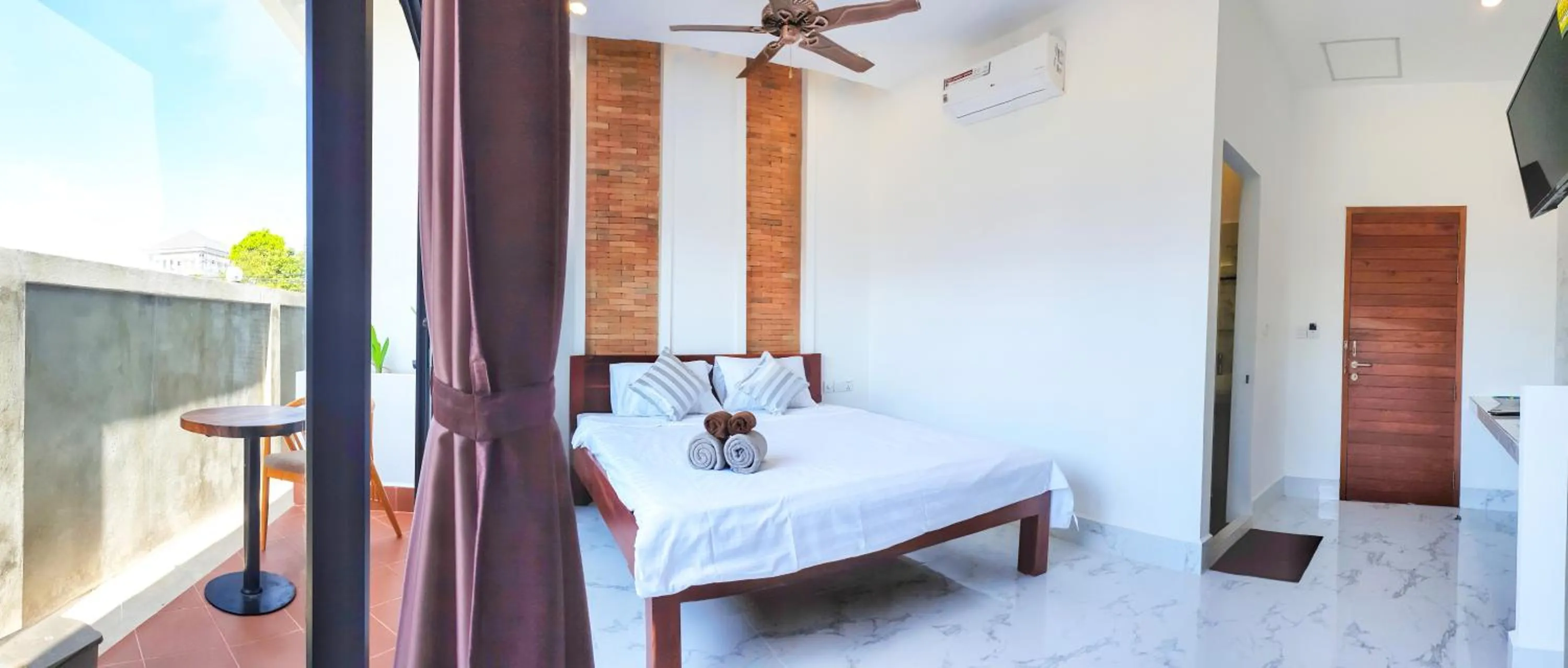 Bedroom, Bed in Siemreap City Residence
