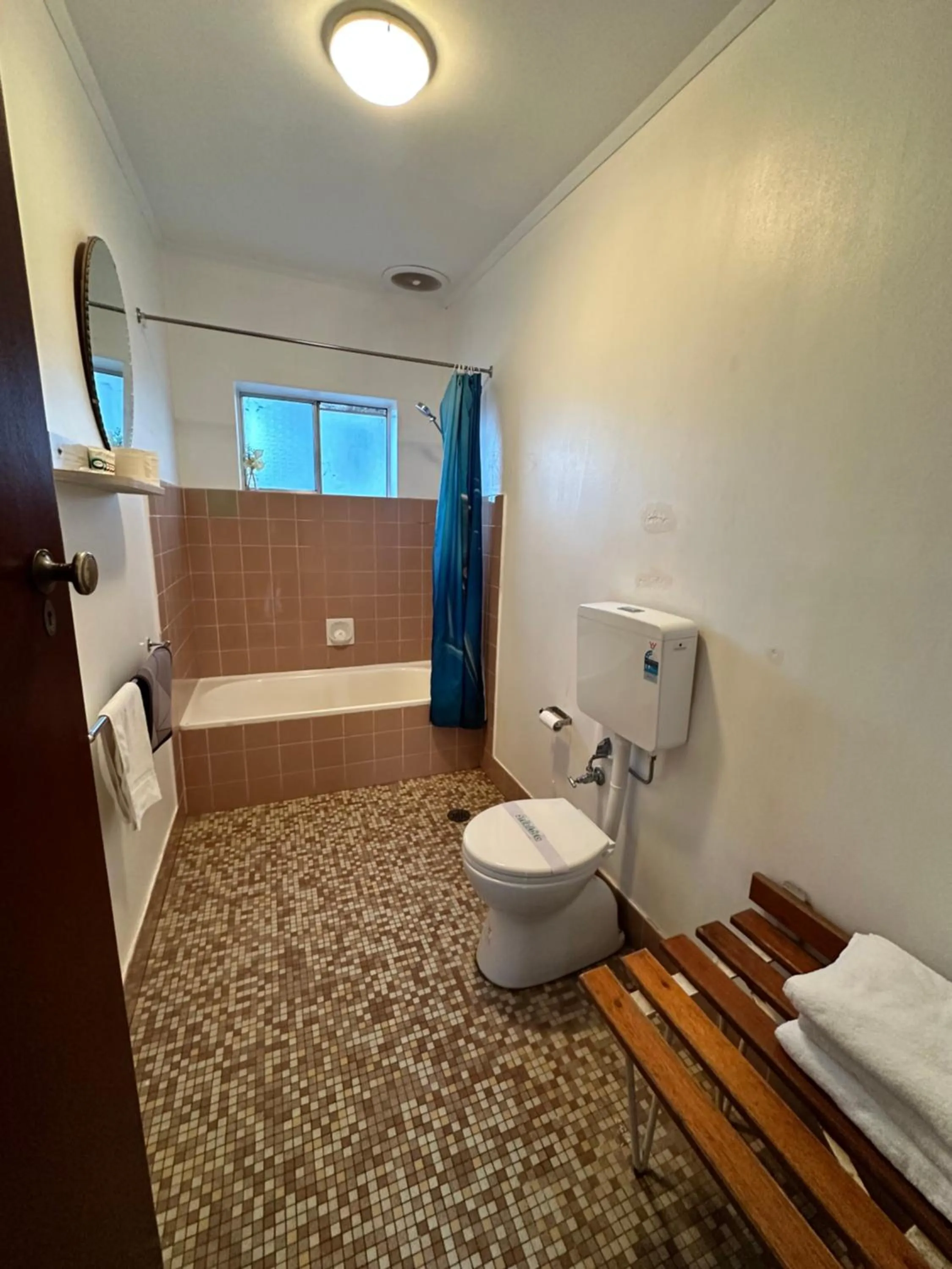 Toilet in The Shamrock Hotel Balranald