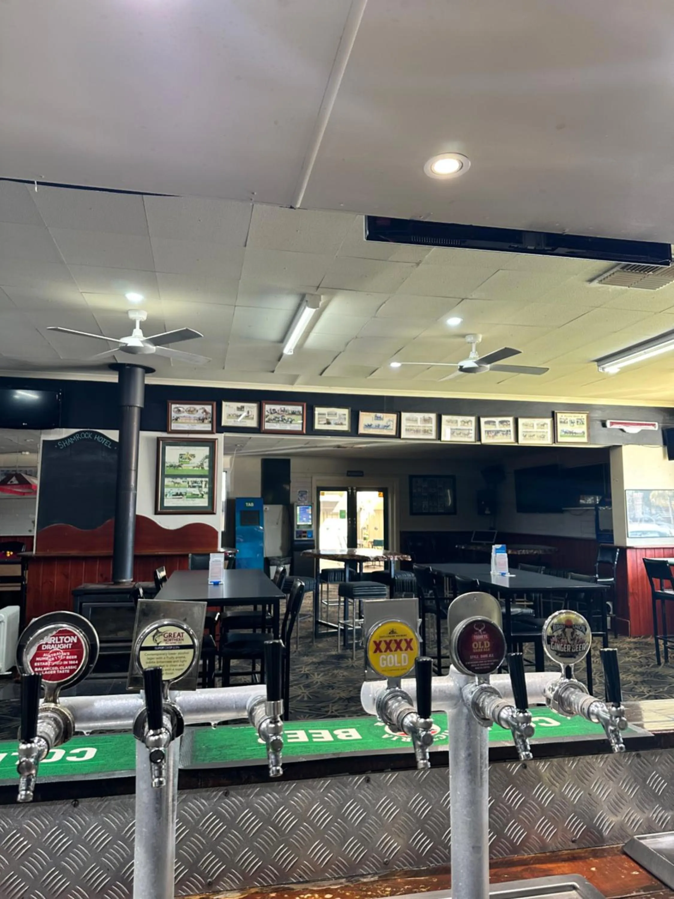 Restaurant/places to eat in The Shamrock Hotel Balranald