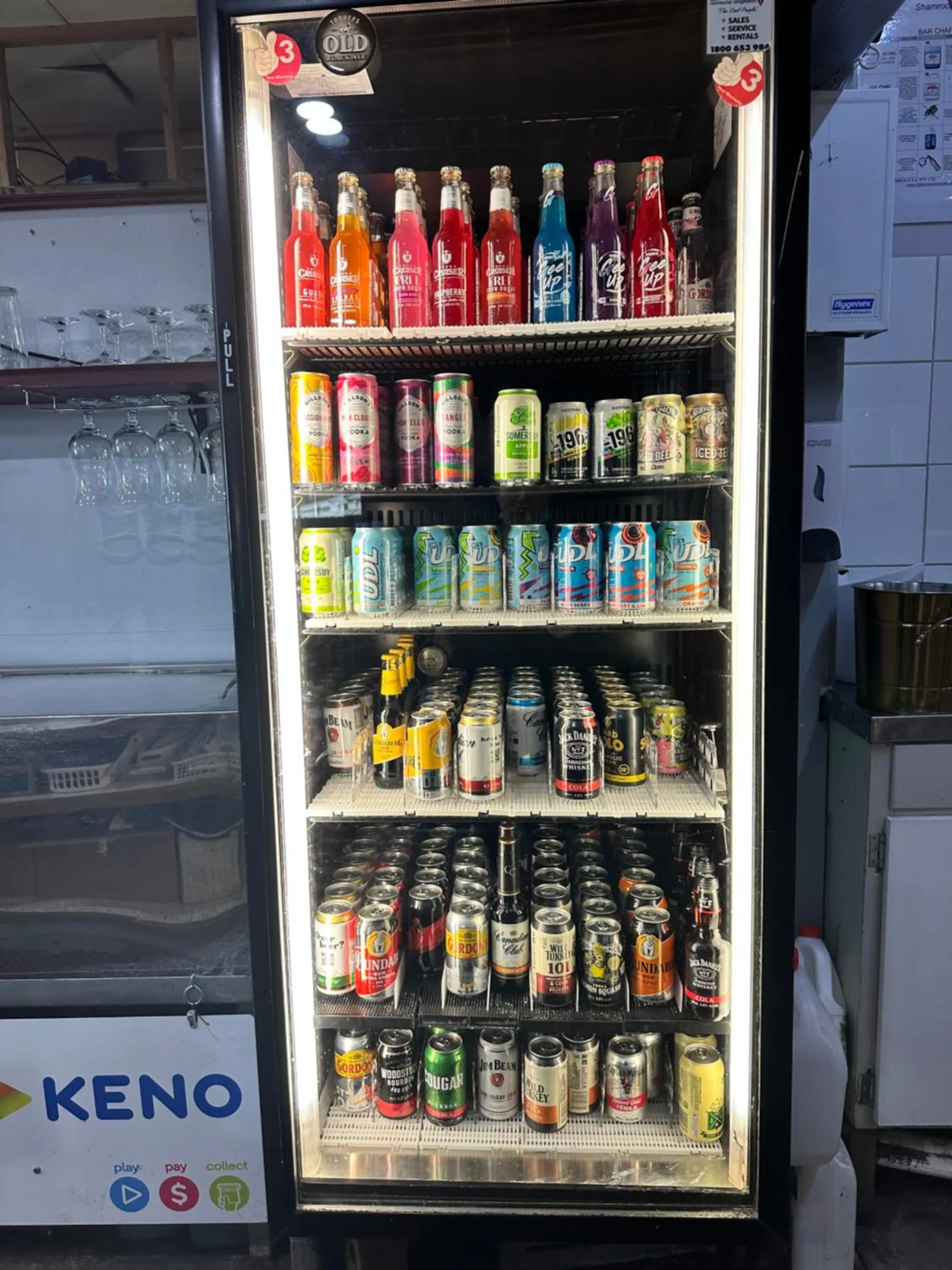 Restaurant/places to eat in The Shamrock Hotel Balranald