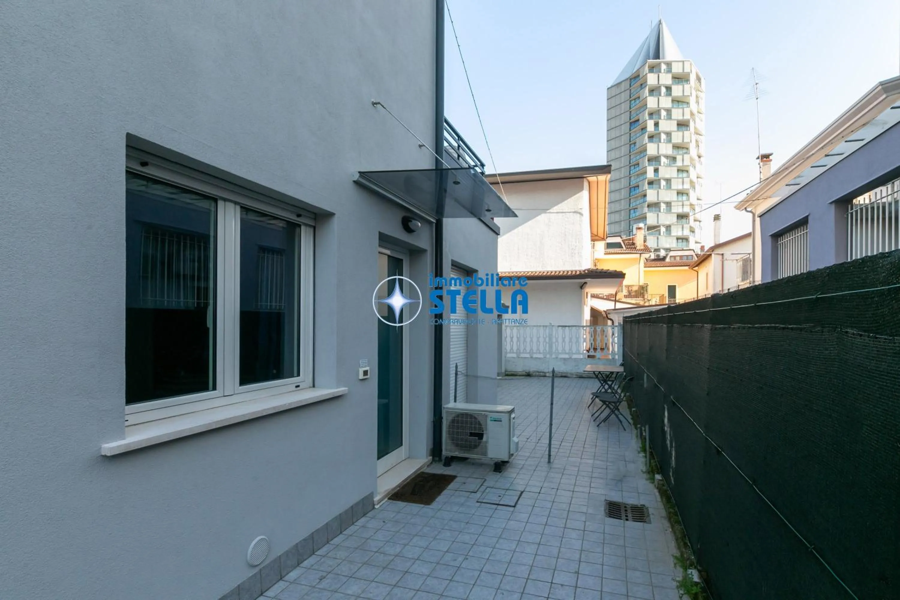 Property building in Condominio Milan