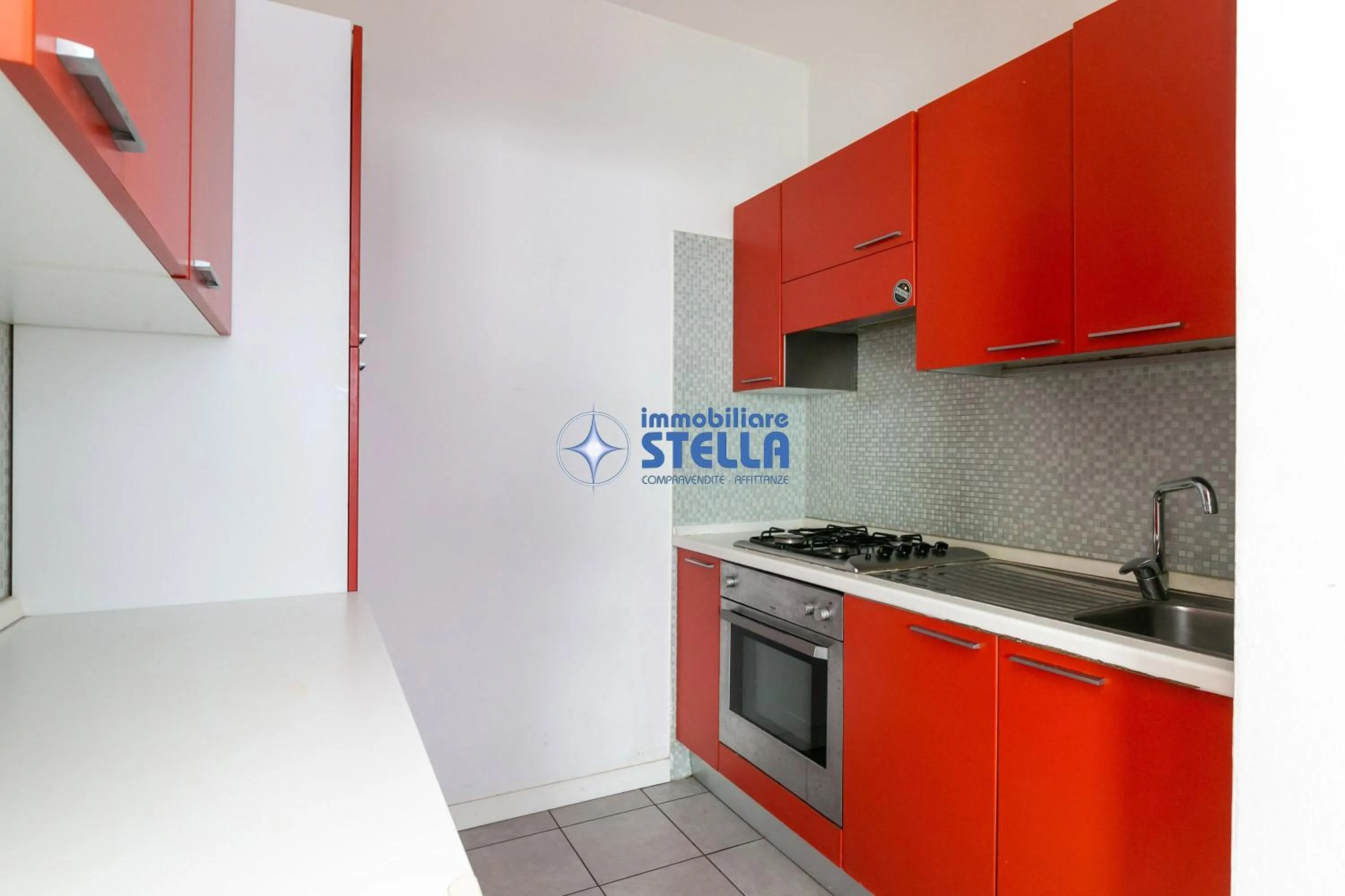Kitchen or kitchenette in Condominio Milan