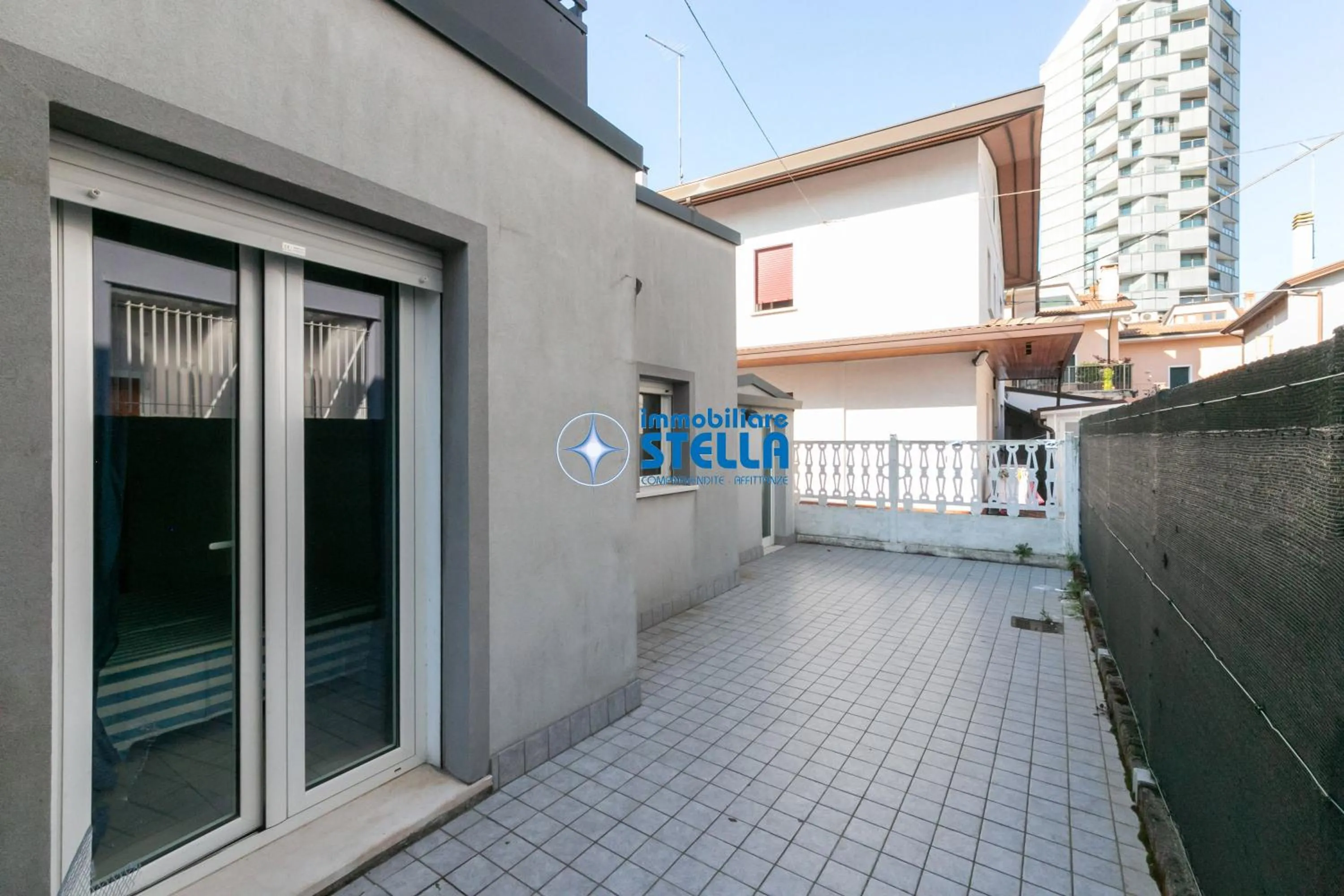 Property building in Condominio Milan
