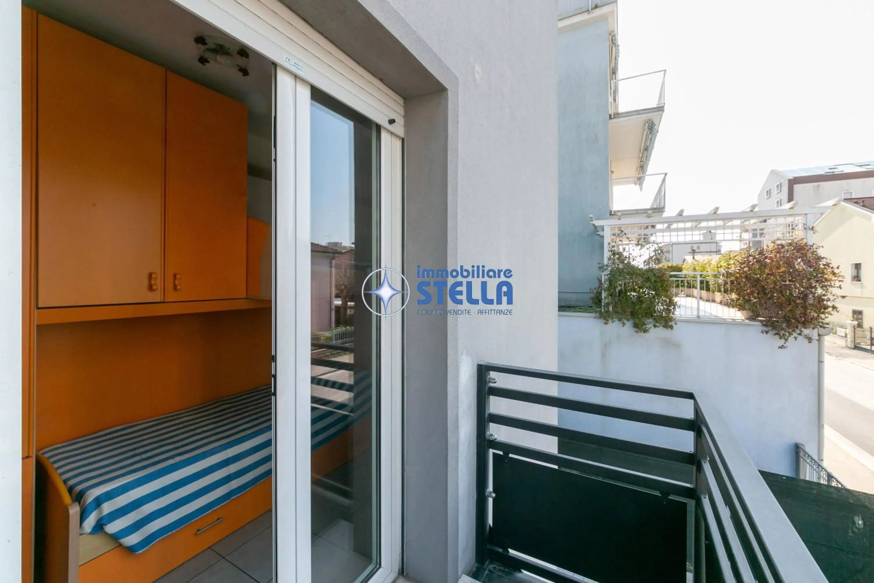 Balcony/Terrace in Condominio Milan