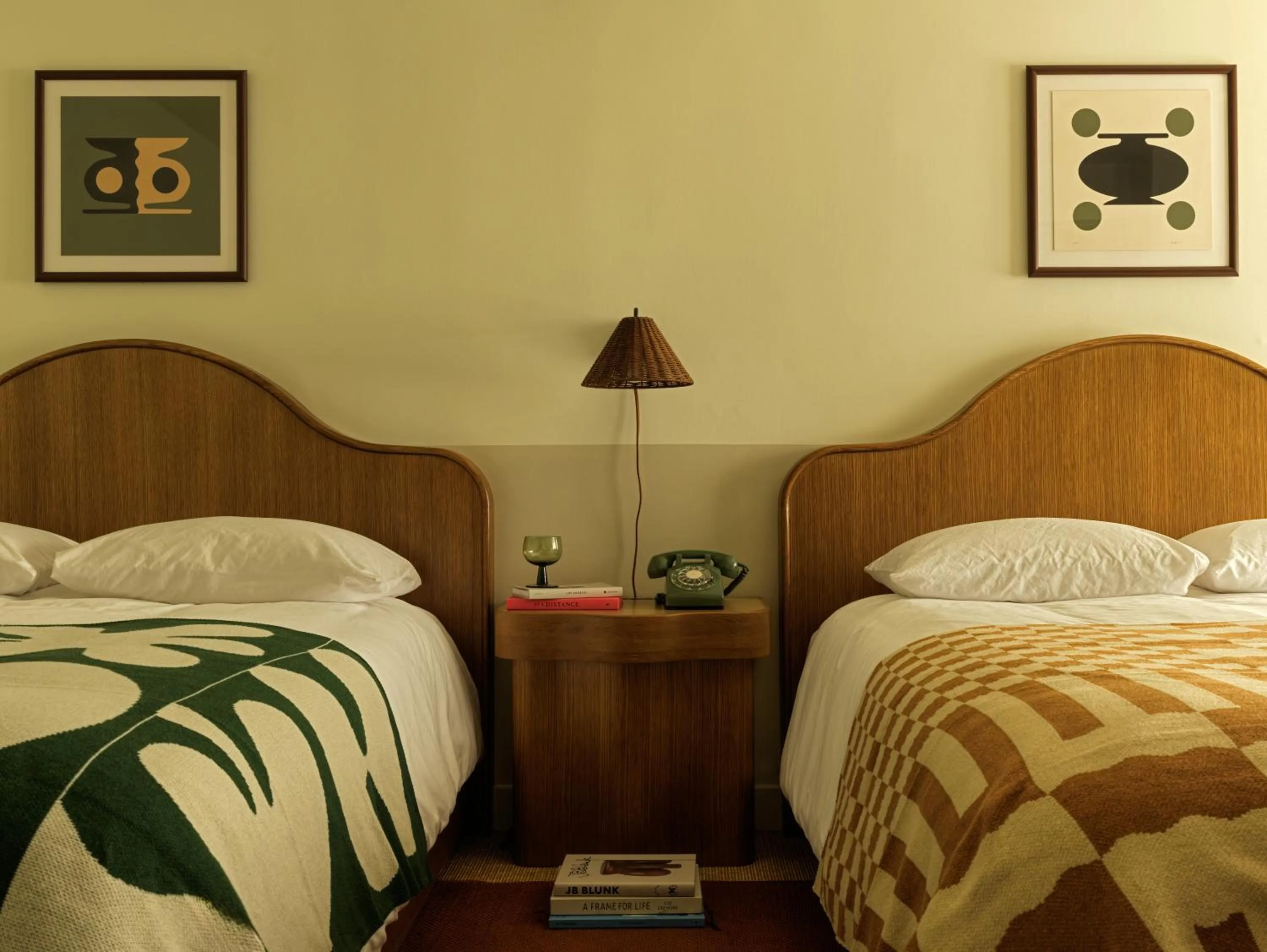 Bedroom, Bed in Casa Loma Beach Hotel
