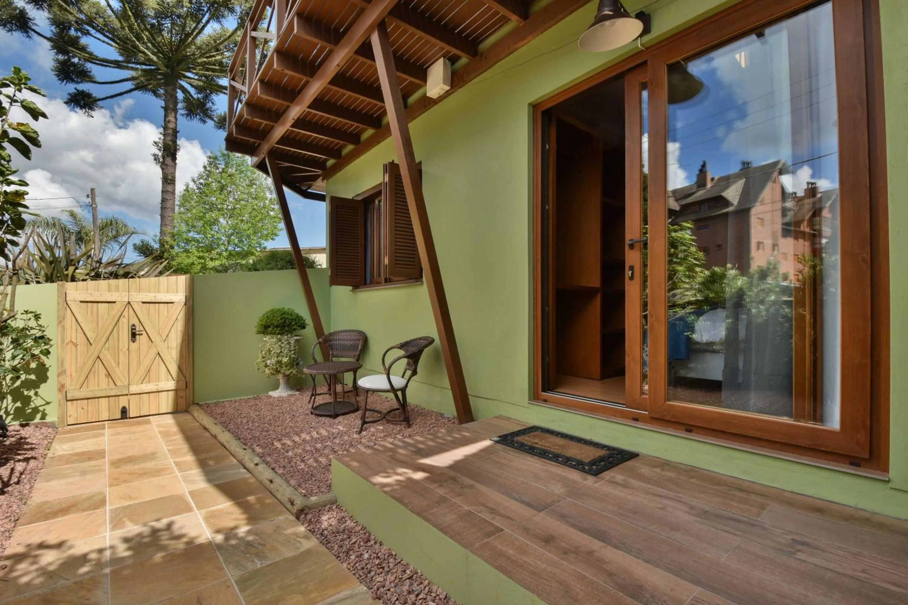 Facade/entrance in Pousada Ares da Serra - Centro