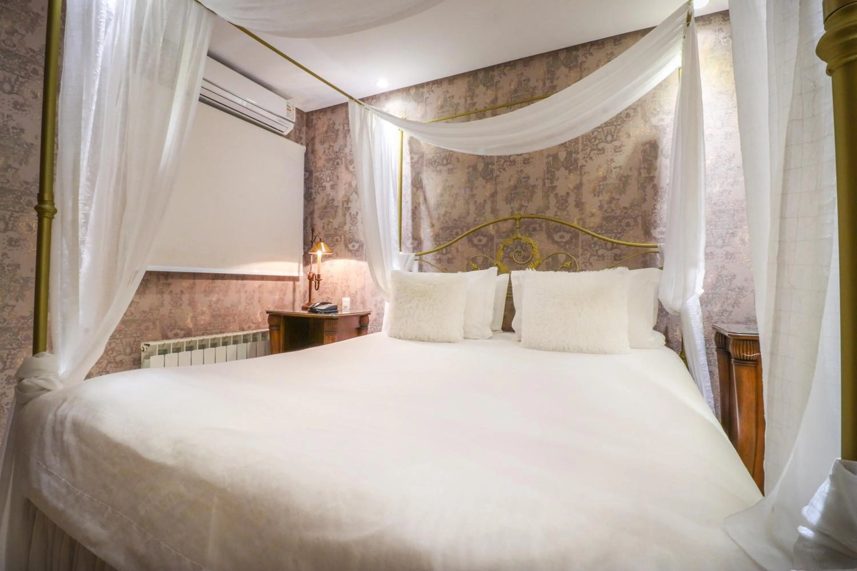 Bedroom, Bed in Pousada Ares da Serra - Centro