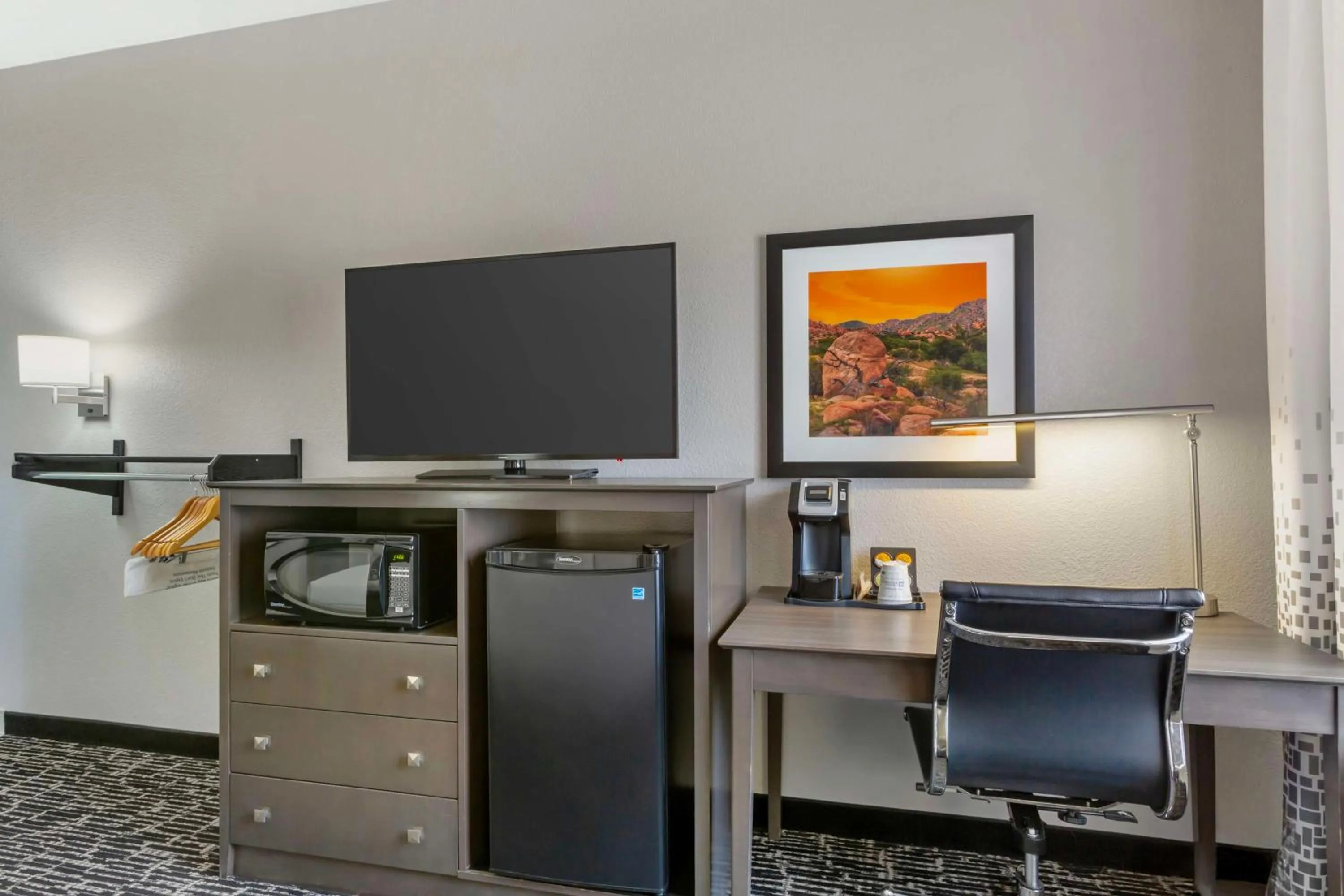 Bedroom in Best Western Plus Sun Canyon