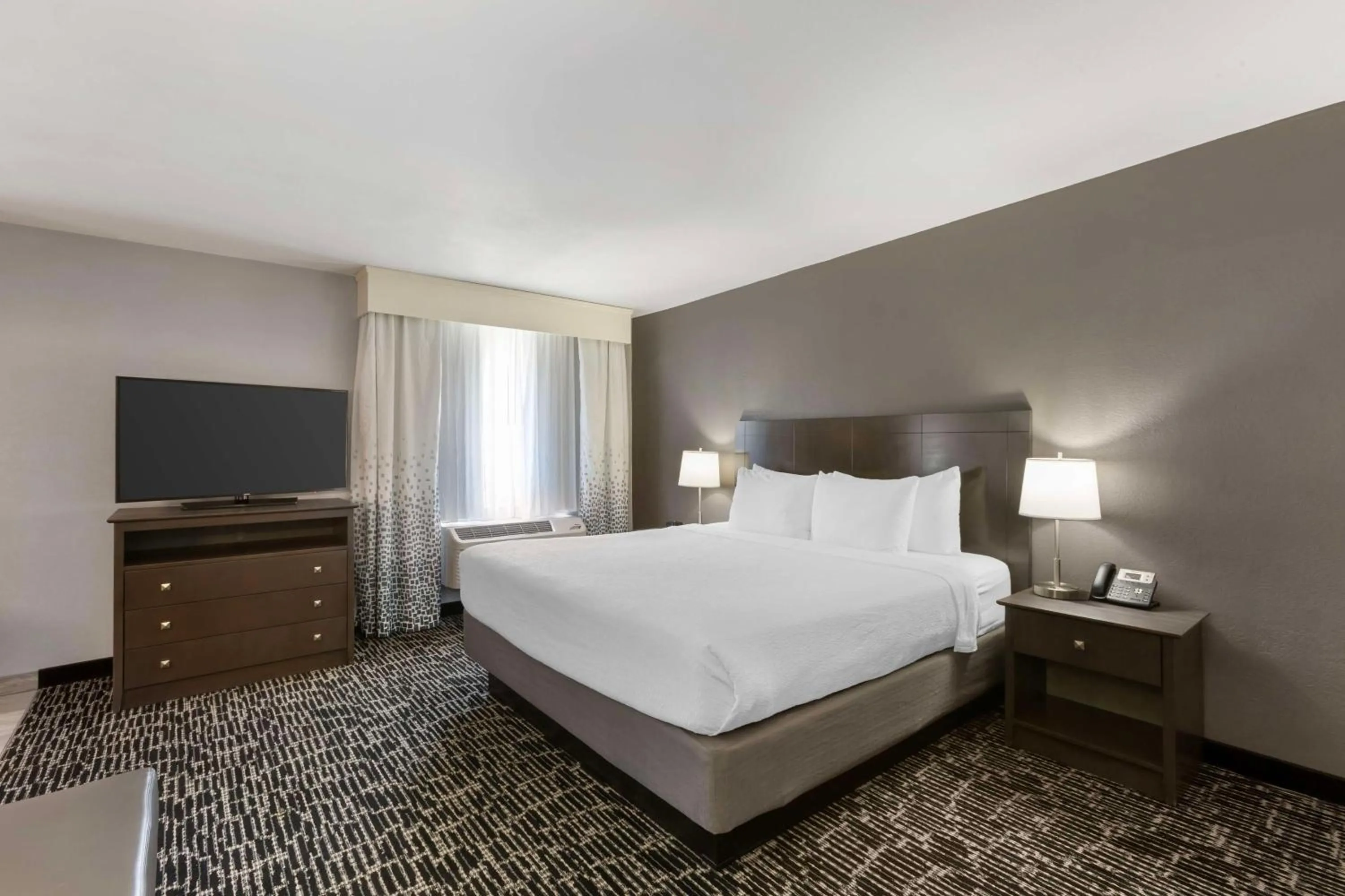 Bedroom, Bed in Best Western Plus Sun Canyon