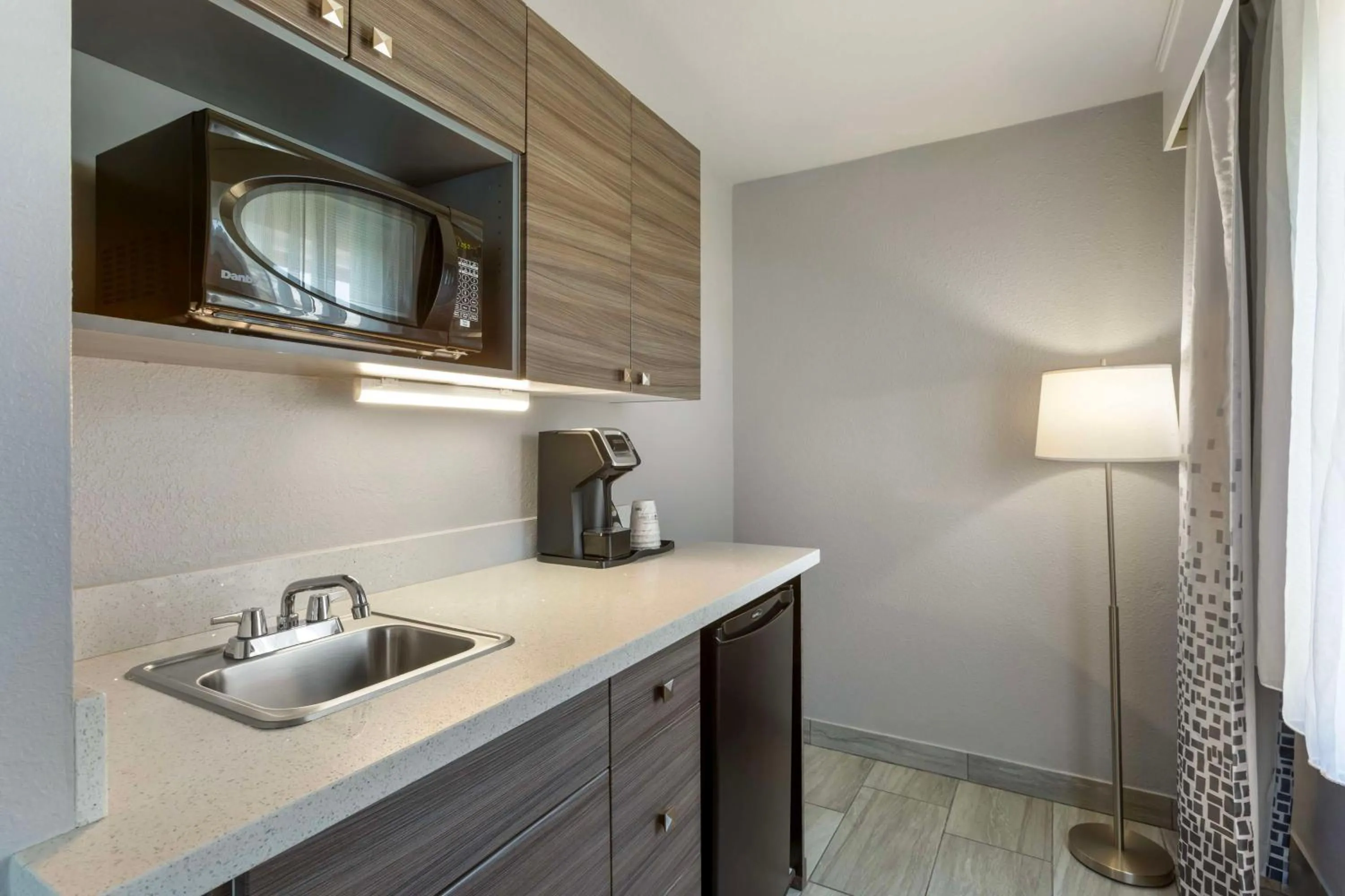 Bedroom in Best Western Plus Sun Canyon