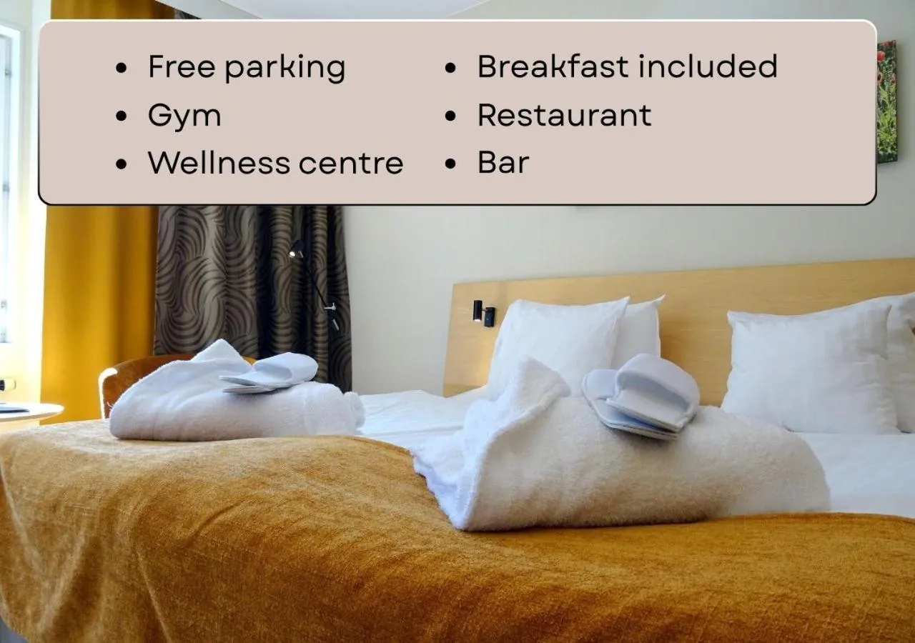 Property building, Bed in Hotell Erikslund