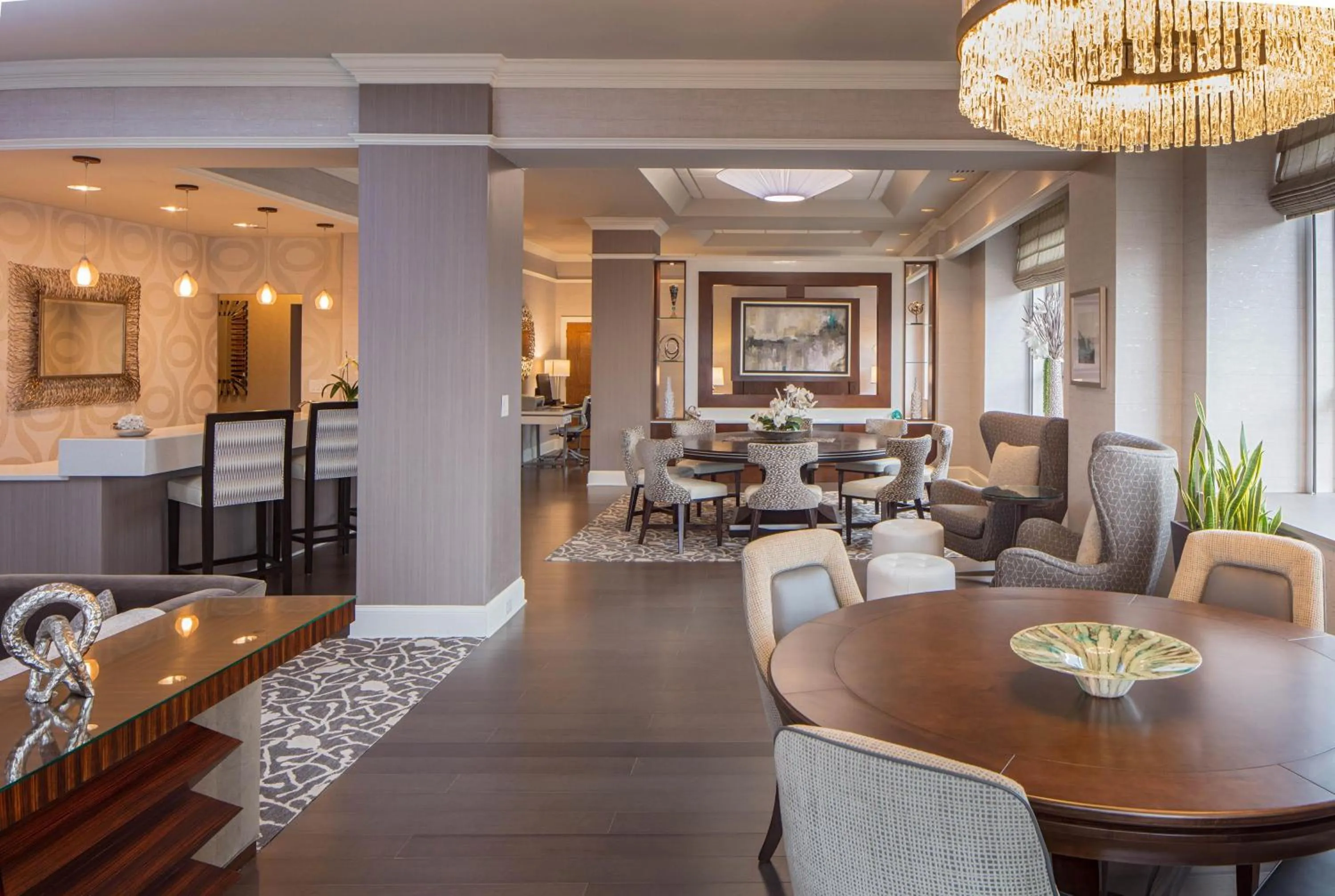 Photo of the whole room in Hyatt Regency Saint Louis at The Arch