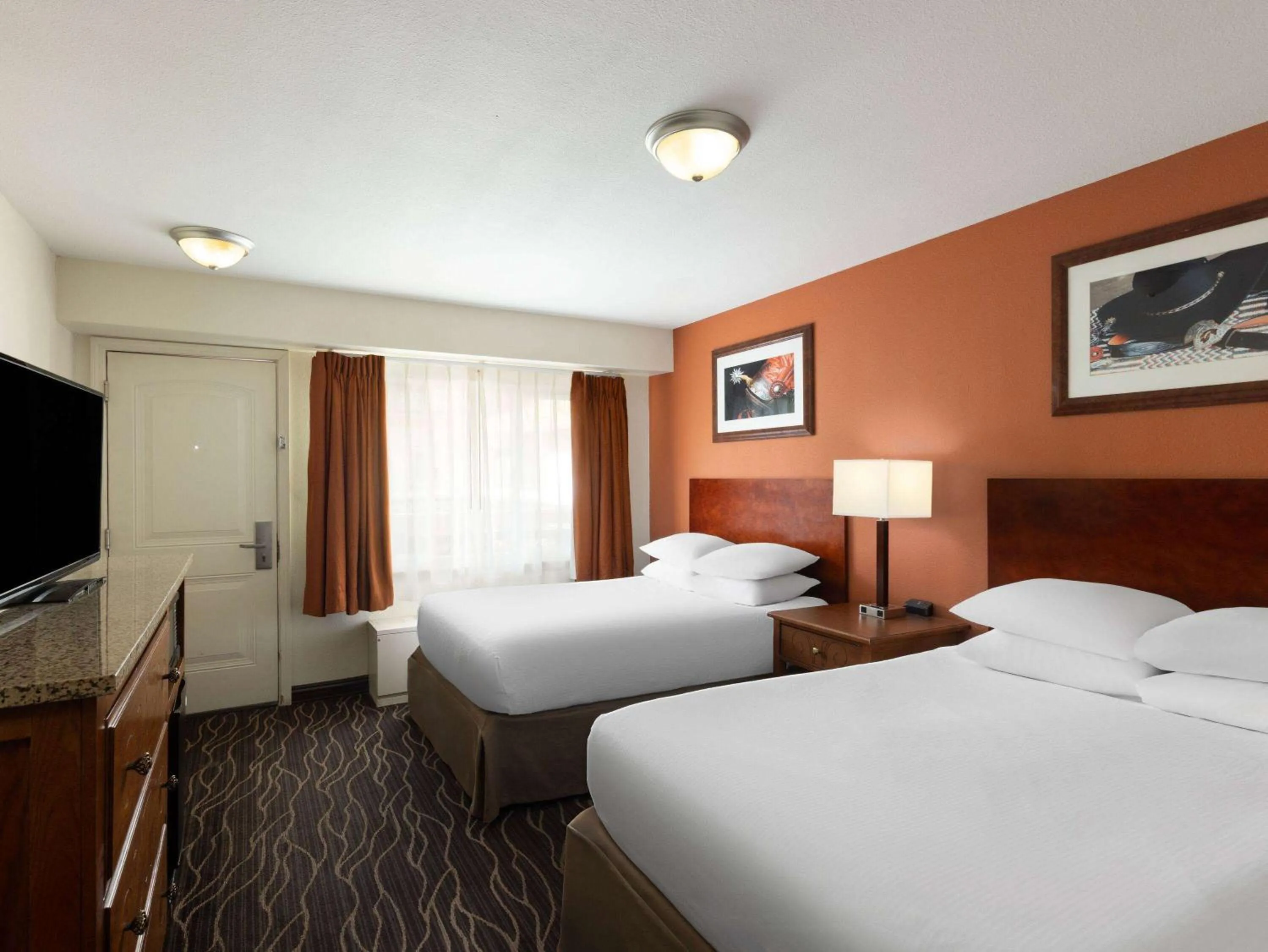 Photo of the whole room, Bed in Ramada by Wyndham Elko Hotel at Stockmen's Casino