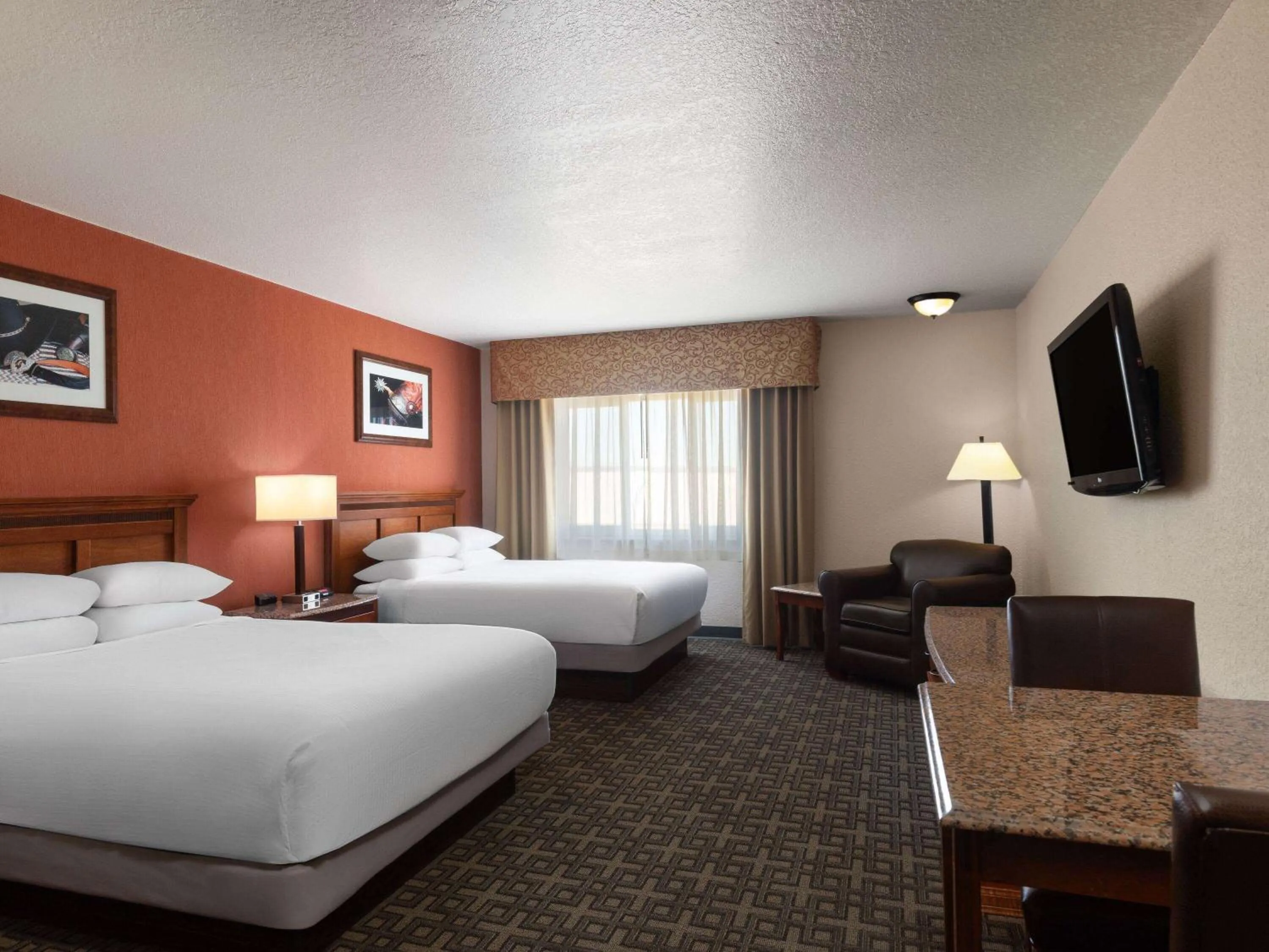 Photo of the whole room, Bed in Ramada by Wyndham Elko Hotel at Stockmen's Casino