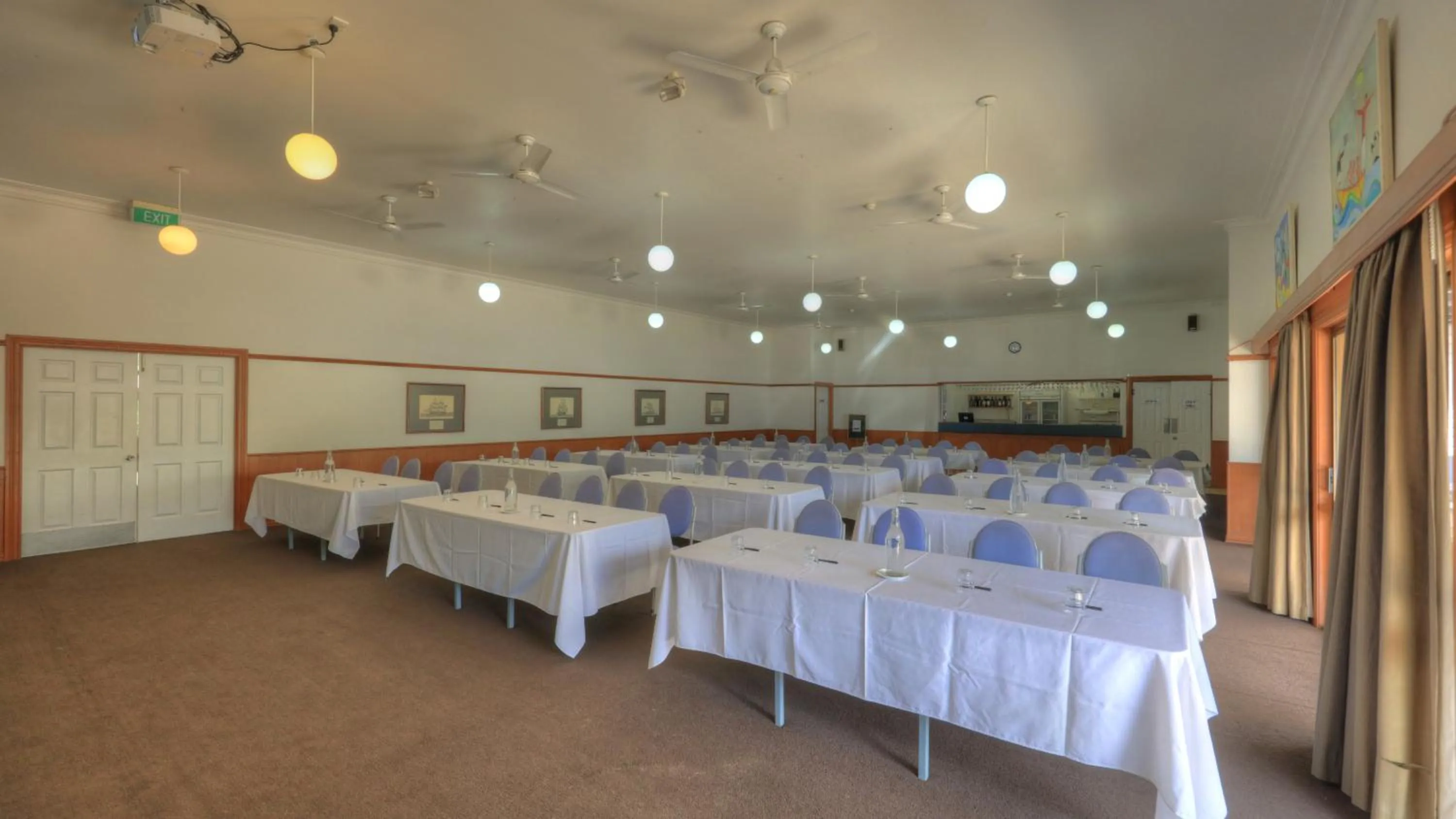 Banquet/Function facilities in Paradise Hotel & Resort