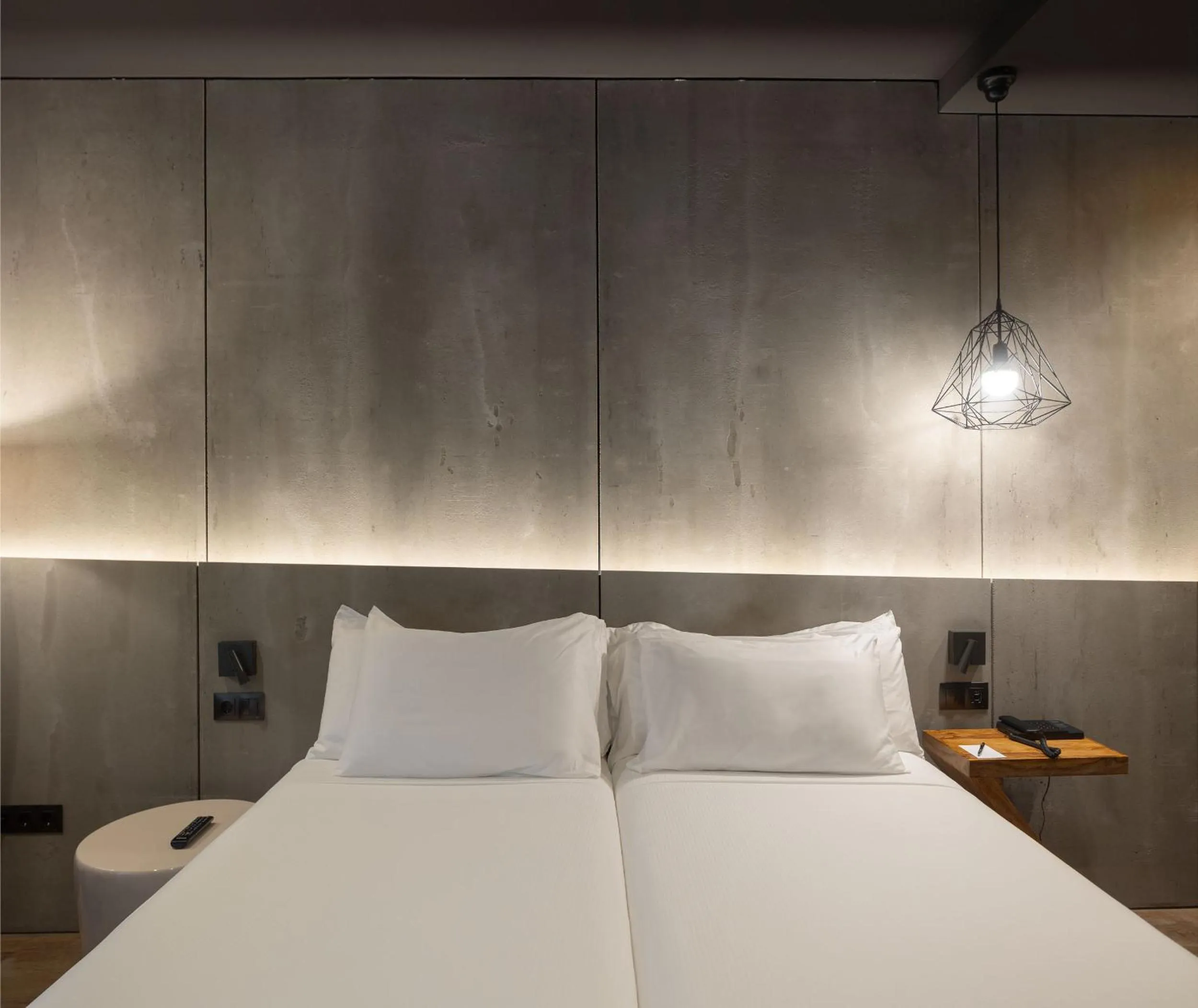 Bed in Hotel Tayko Bilbao