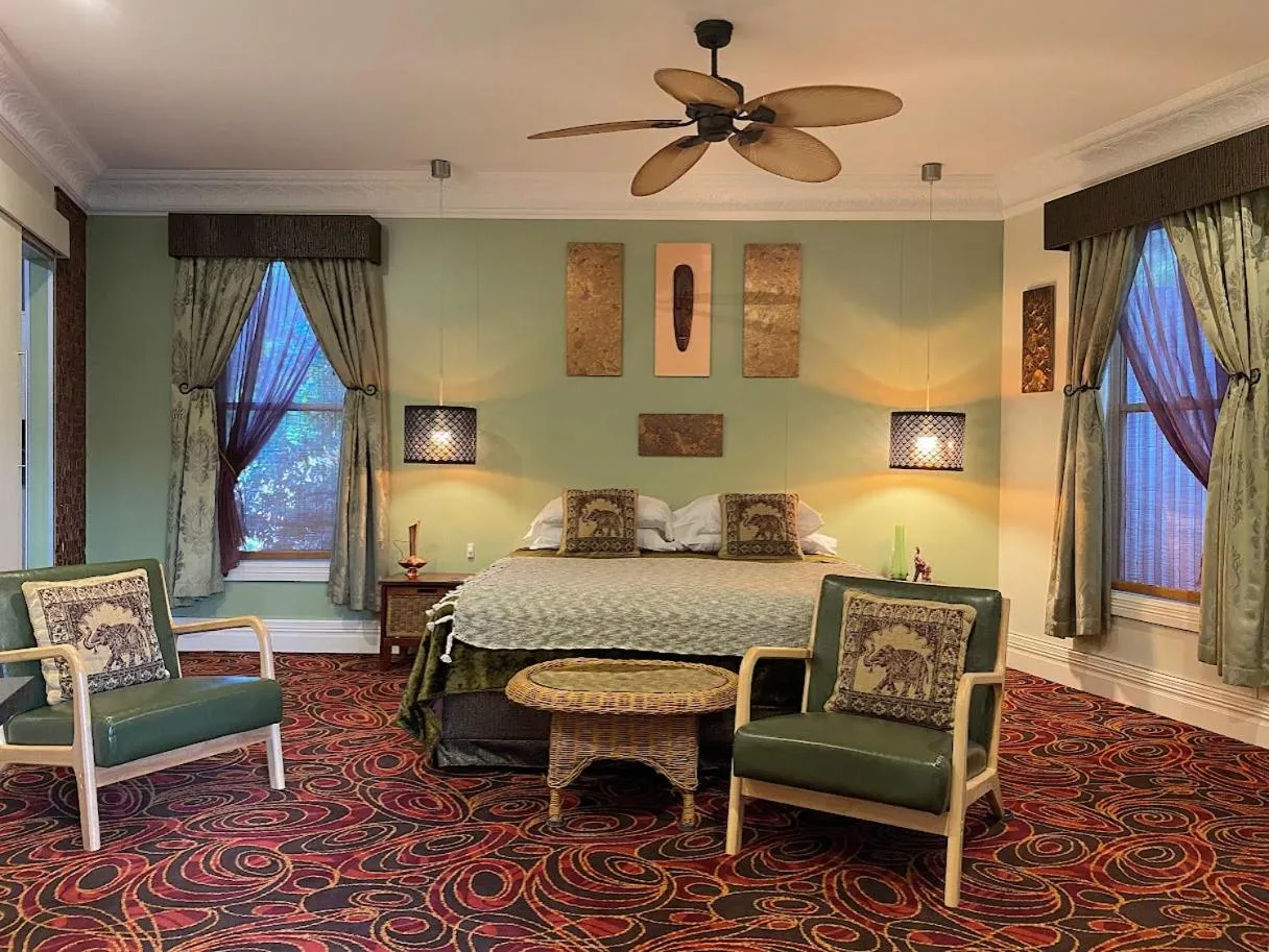 The Retreat at Froog Moore Park