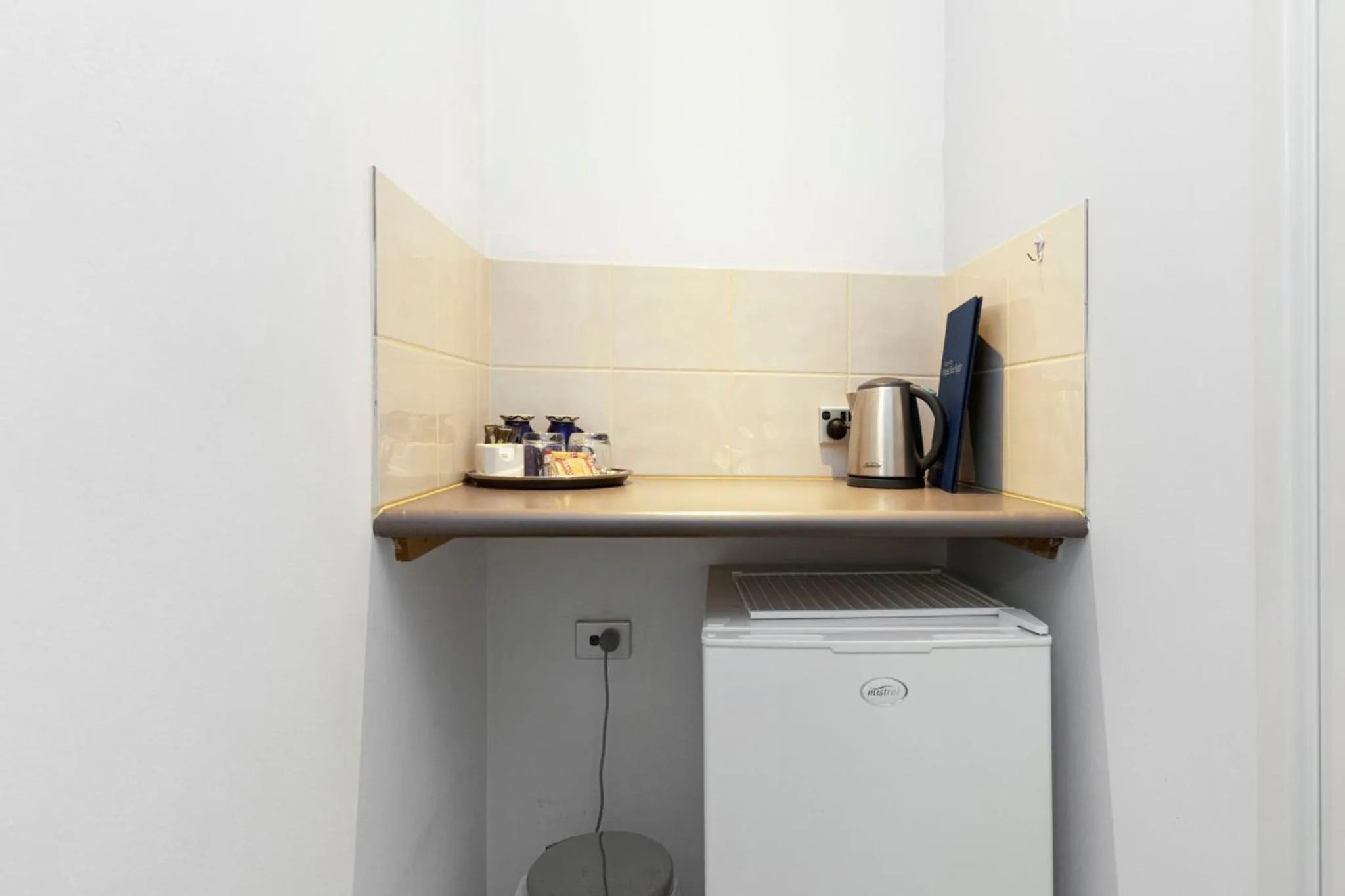 Coffee/tea facilities in Baudins of Busselton Bed and Breakfast - Adults only